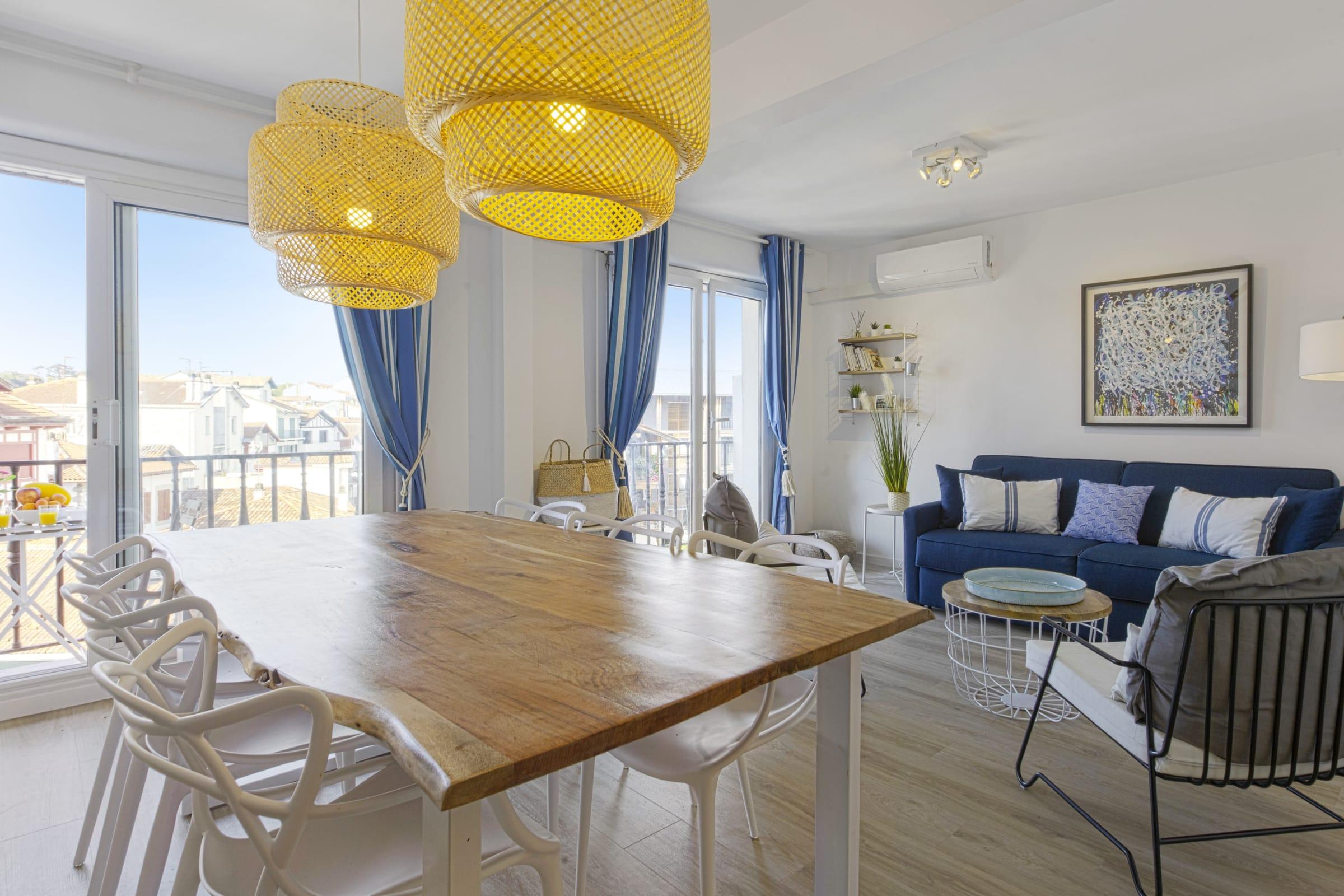 Property Image 1 - Superb flat with balcony in the heart of Saint-Jean-de-Luz