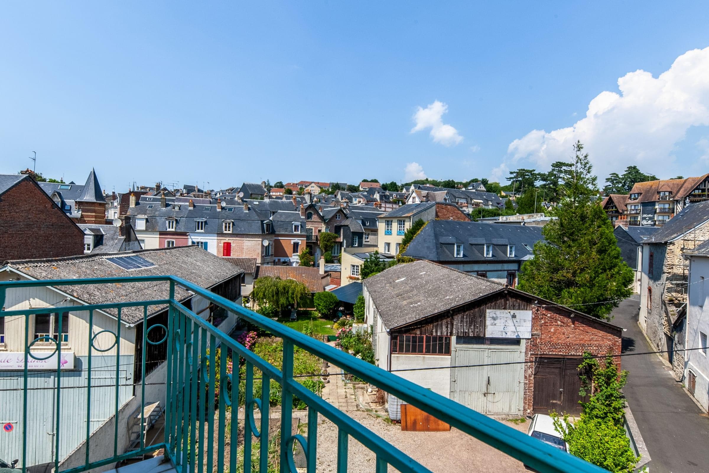 Property Image 2 - Nice flat with balcony and view on the roofs in Trouville