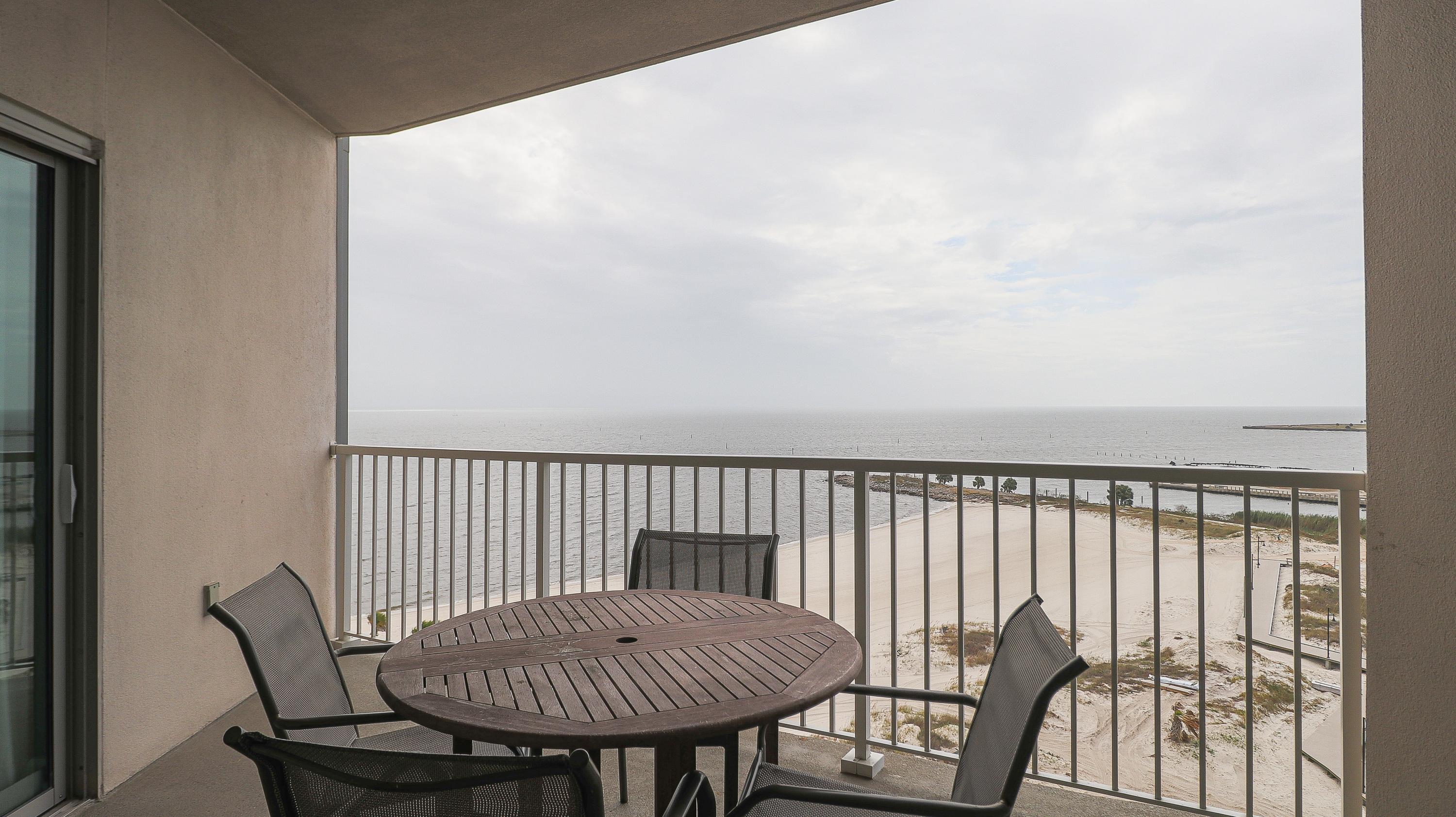 Property Image 1 - Sea Breeze  907