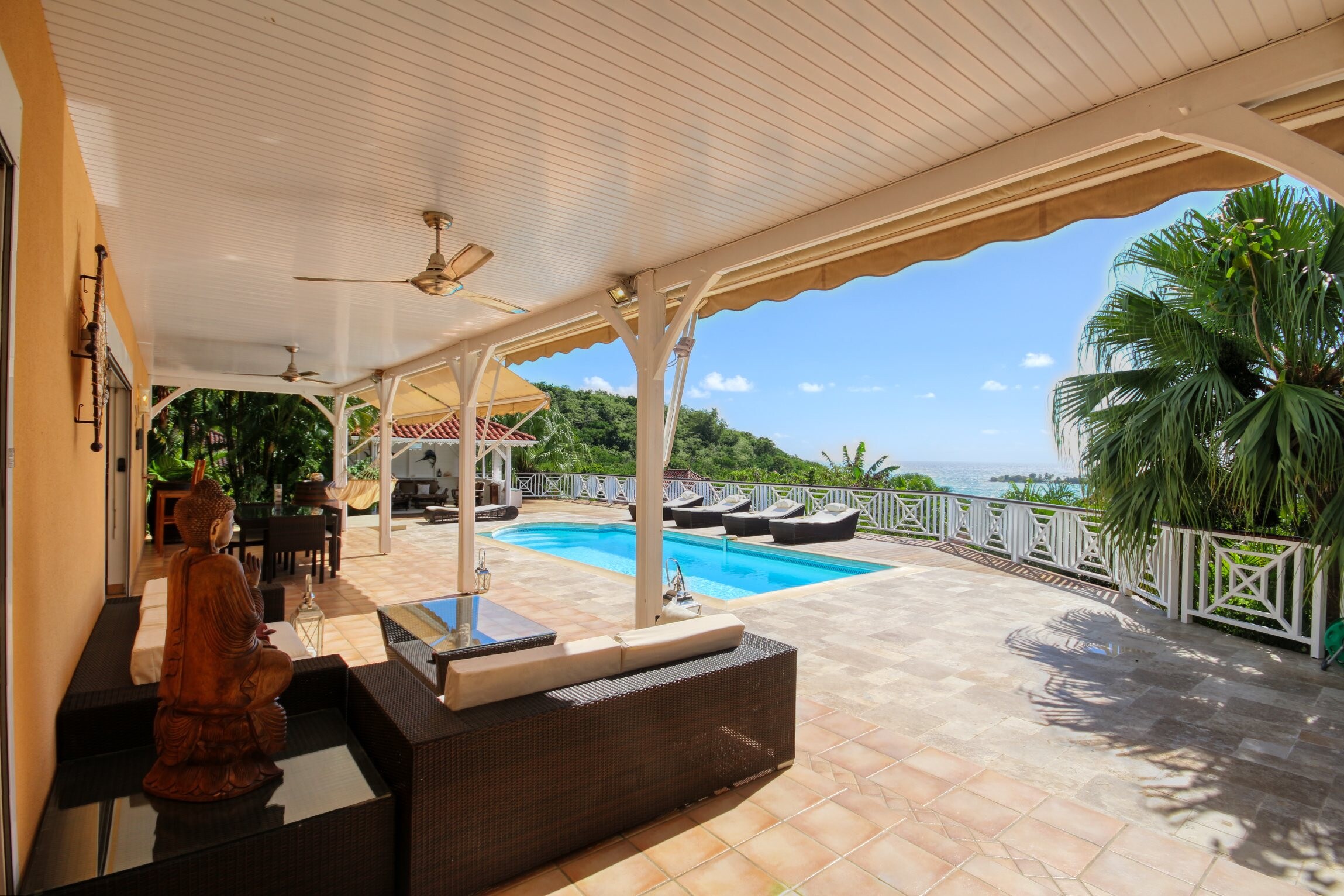 Property Image 2 - Spacious villa, surrounded by a beautiful tropical garden with sea views