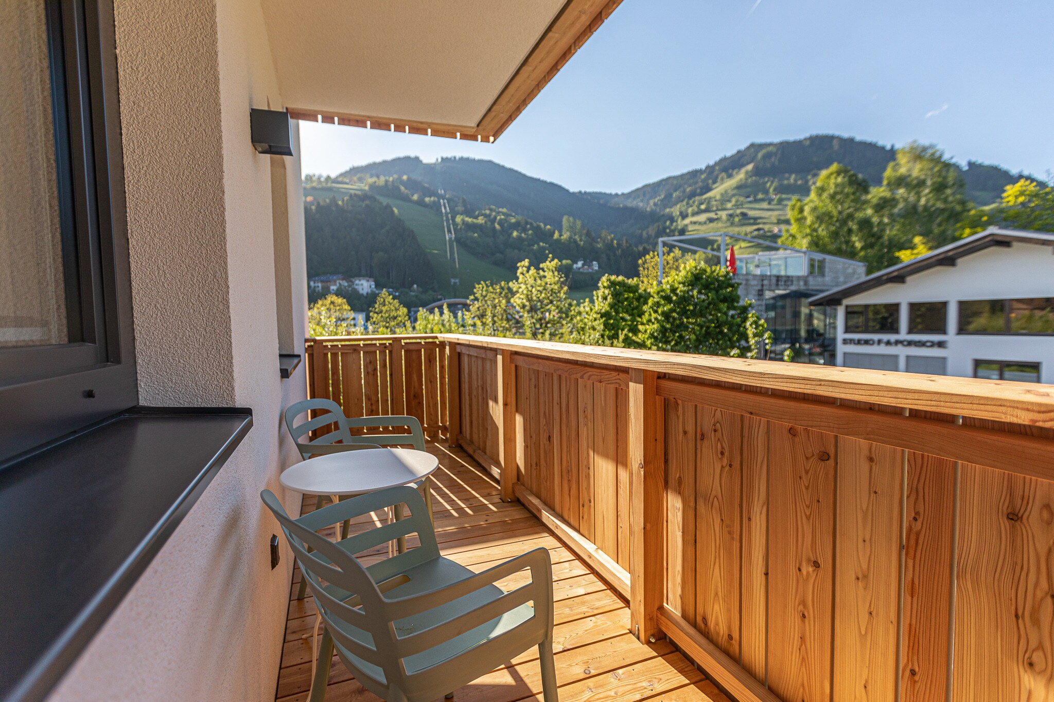 Property Image 2 - Exclusive Apartment with Balcony Great Mountain Location