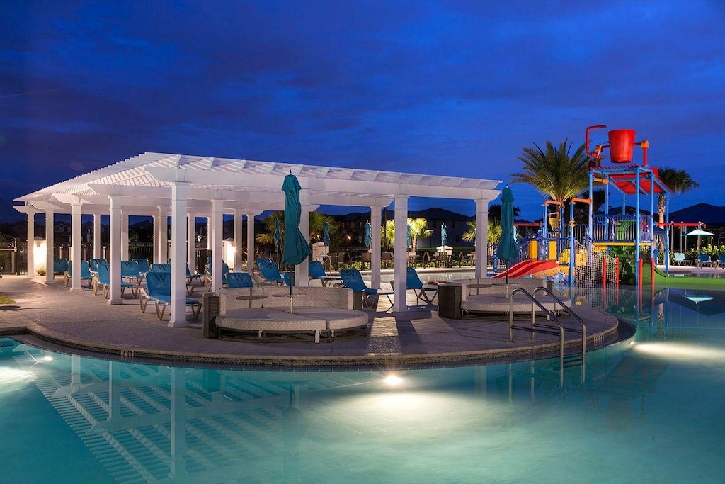 Incredible Windsor at Westside Amenities Included with Booking! See Full List of Amenities in Description