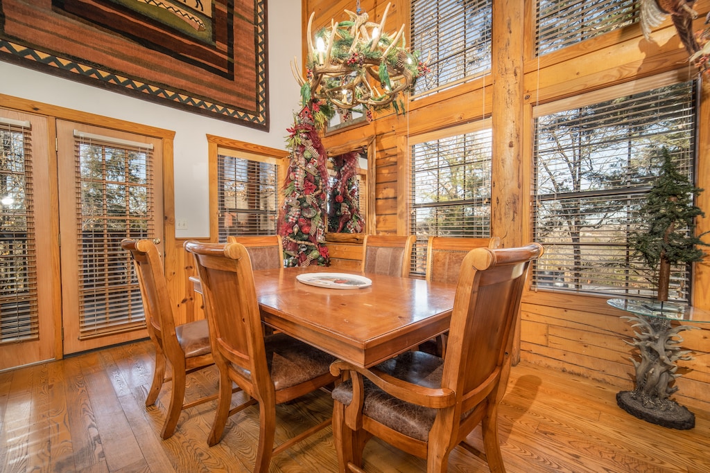 Holiday decorations may vary from year to year and are usually displayed from November to January