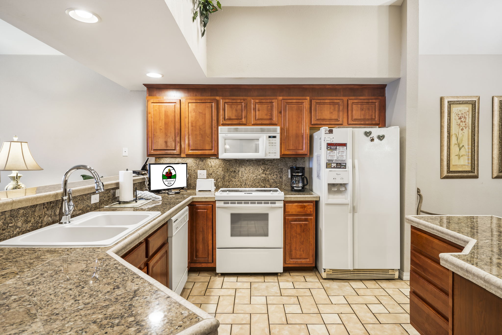 Full Kitchen with Major Appliances