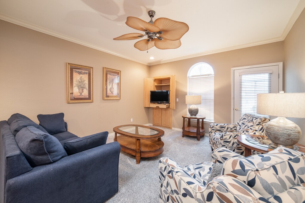 Comfortable Living Room with Cable TV/DVD and Sunroom Access