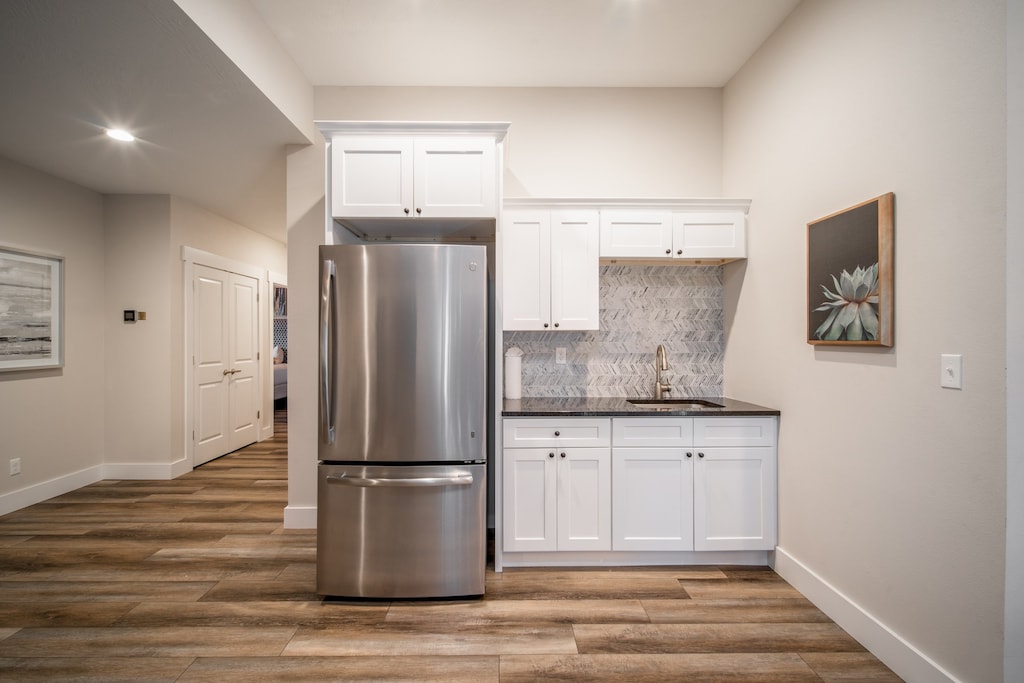 Downstairs Common Room - Kitchenette