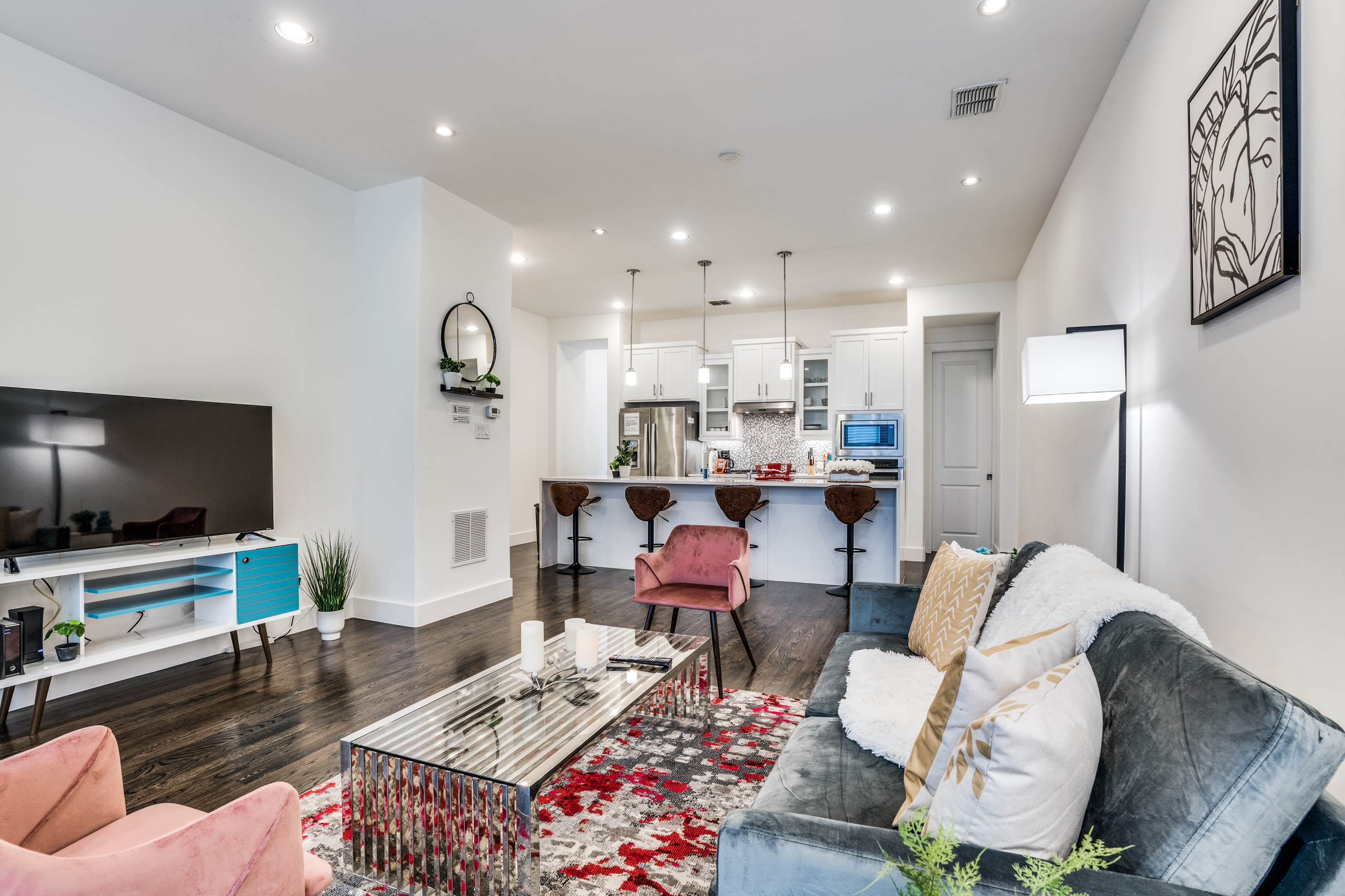 Property Image 2 - Luxe 3BR Uptown Home | Great Rooftop