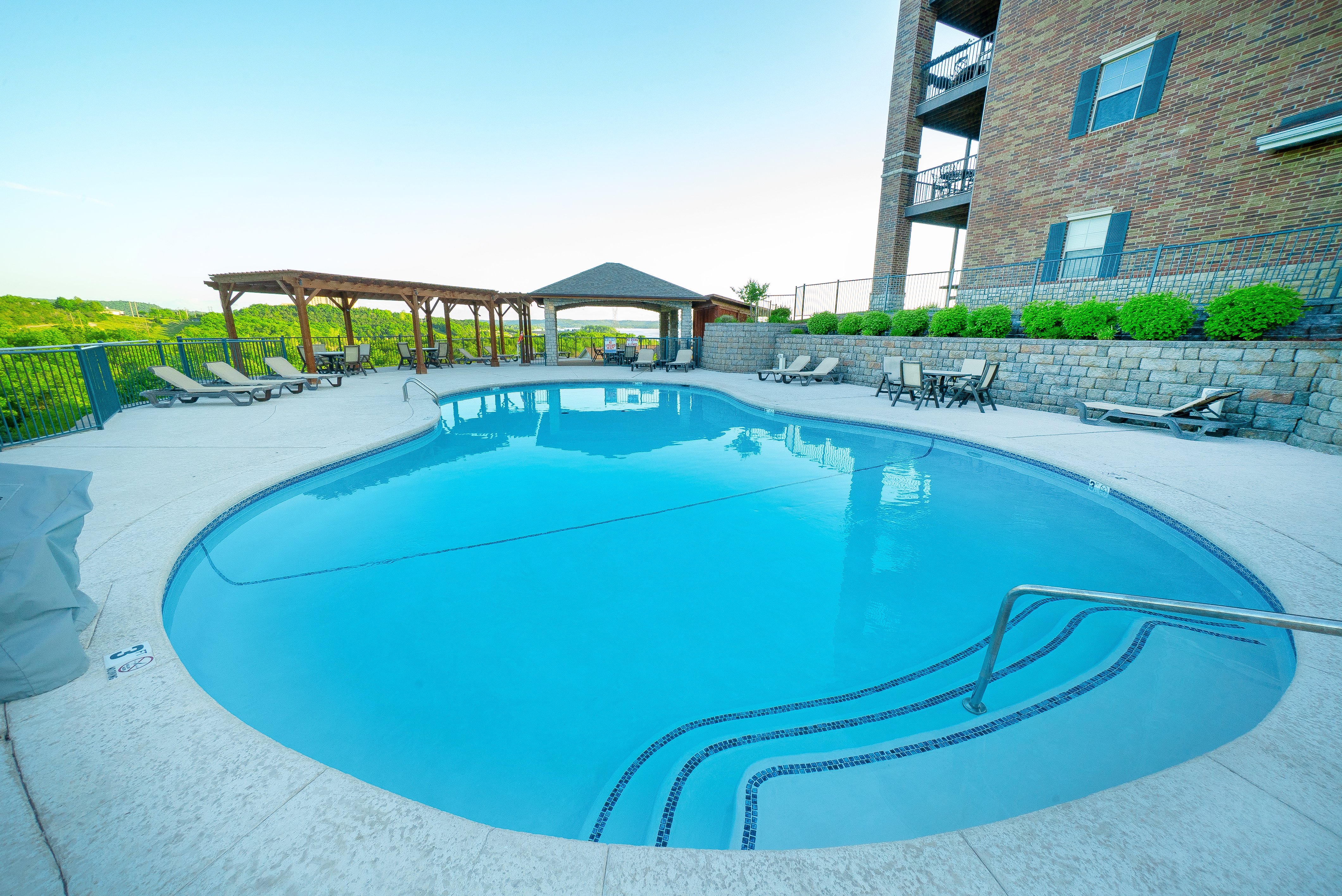 Seasonal Outdoor Pool Access