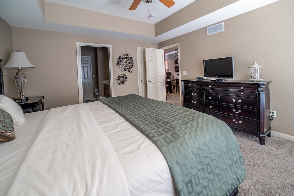 Master Bedroom - Cable TV