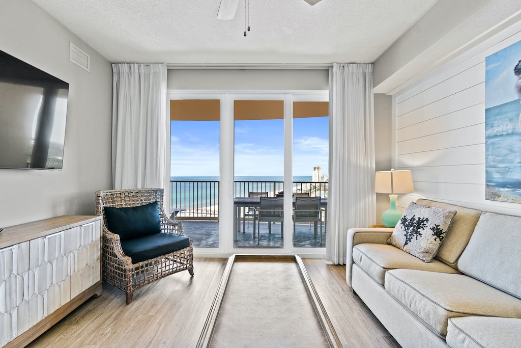 Living Area with Gulf Views
