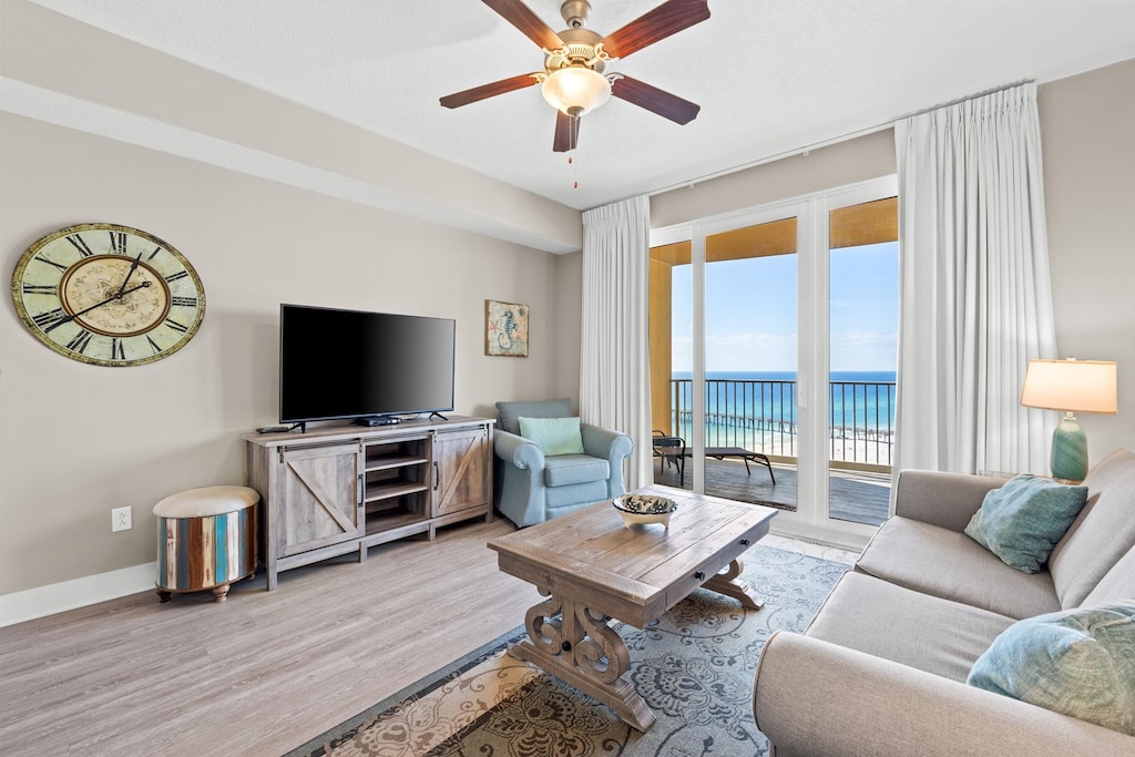 Living Area with Gulf Views