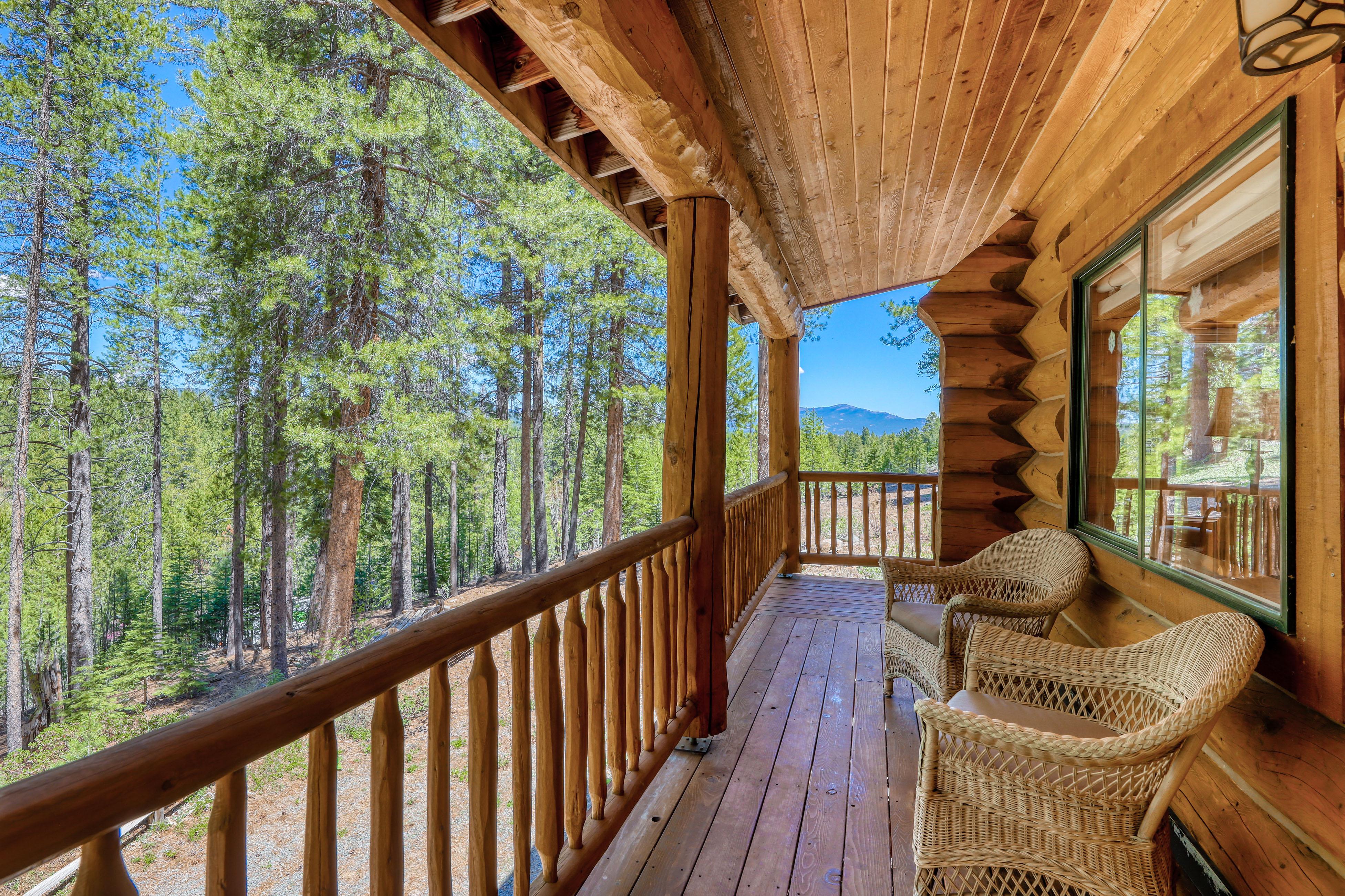 Property Image 2 - Log Cabin Estate - Falcon Ridge