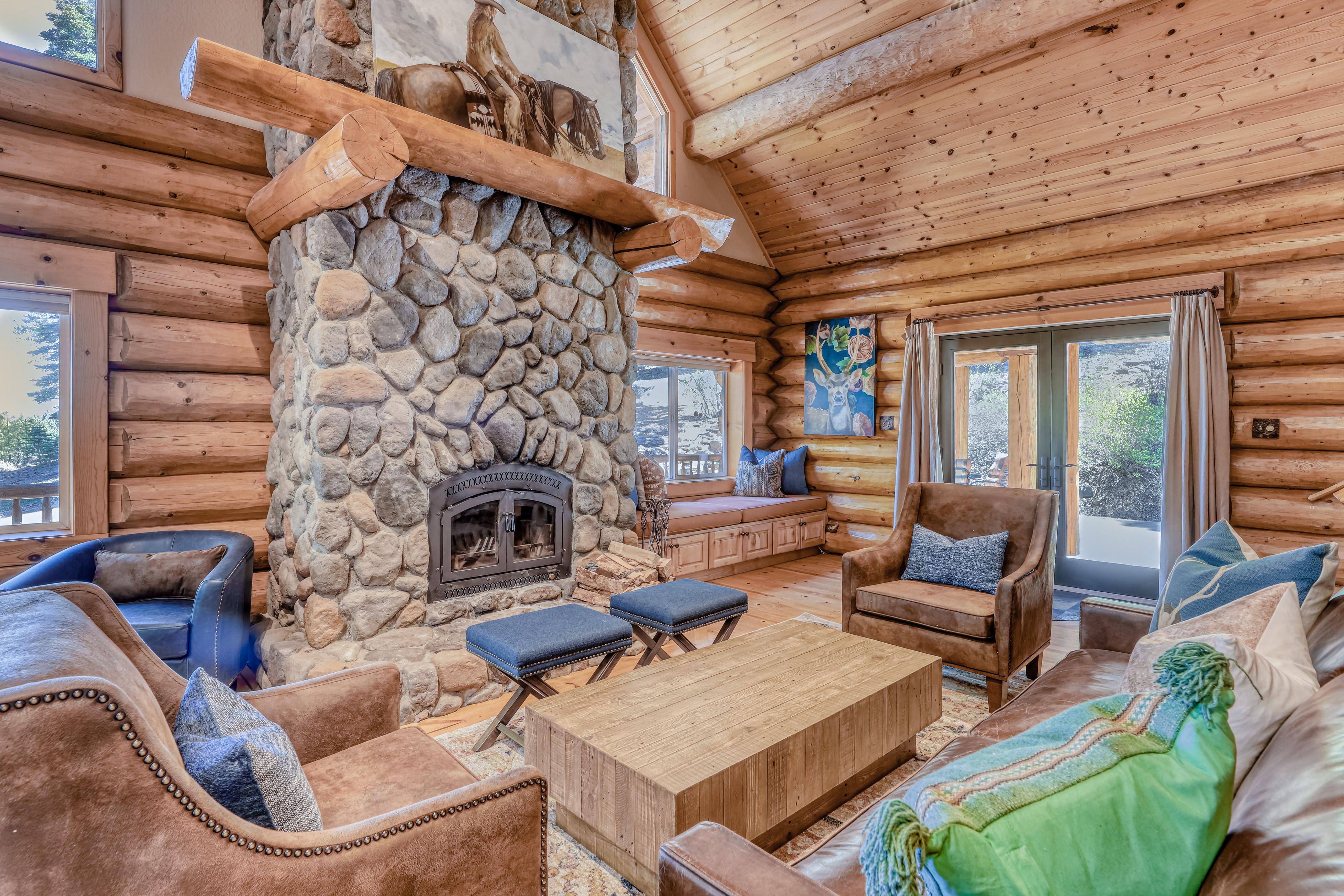 Property Image 1 - Log Cabin Estate - Falcon Ridge