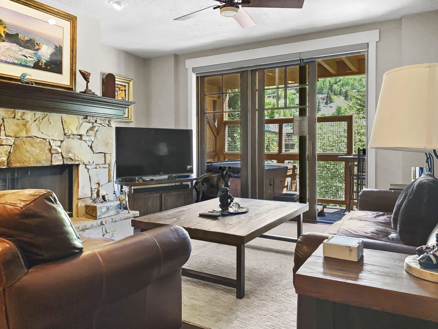 Elegant Living Room - 