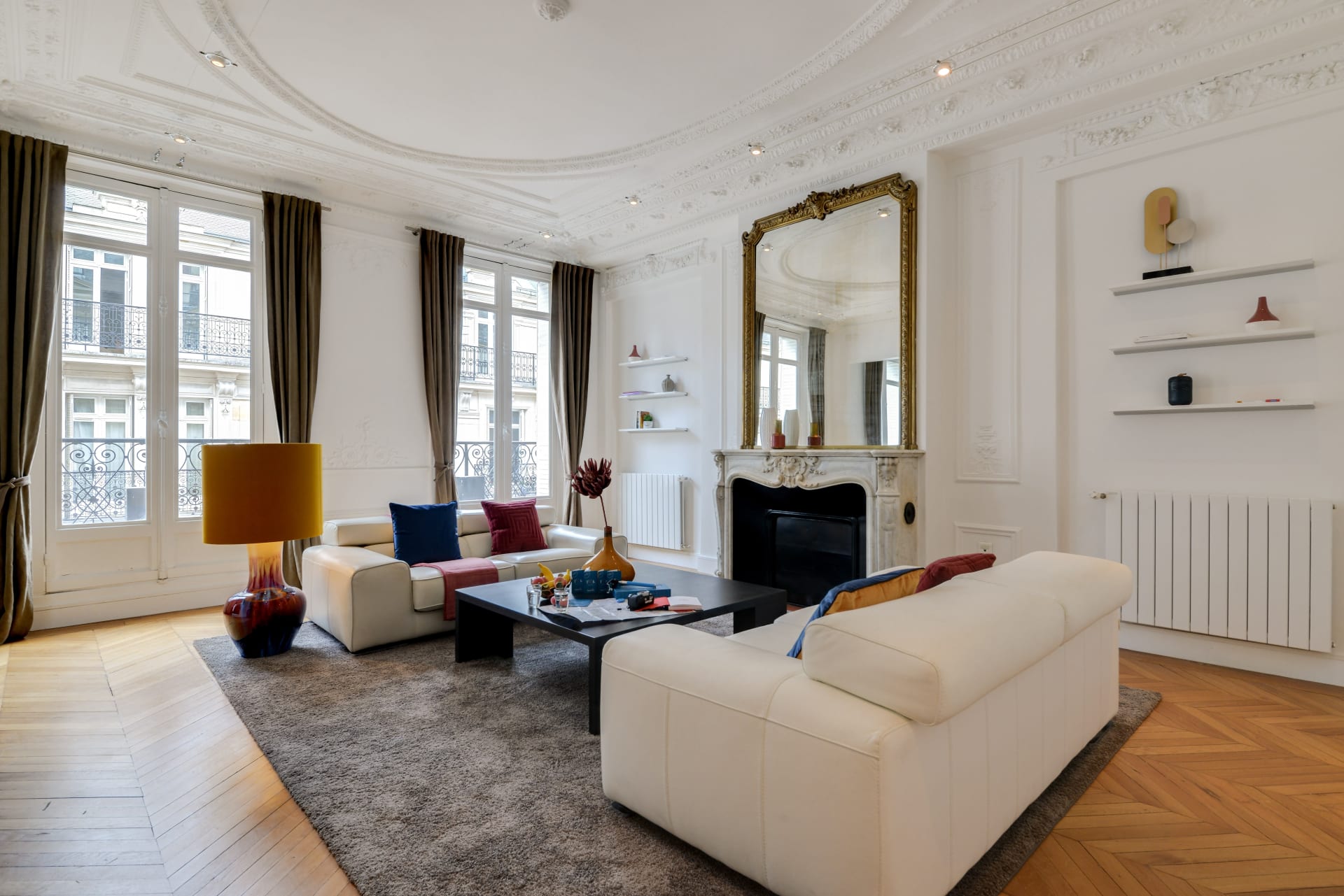 Property Image 1 - One bedroom stylish apartment in the heart of Champs-�lys�es, Paris.