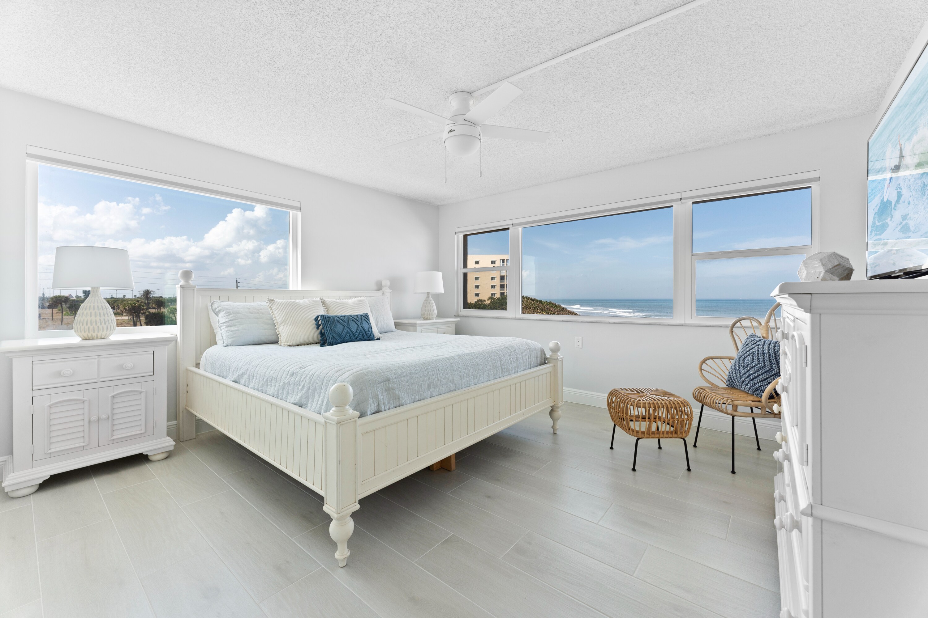 Property Image 2 - Paradise Beach Club 214