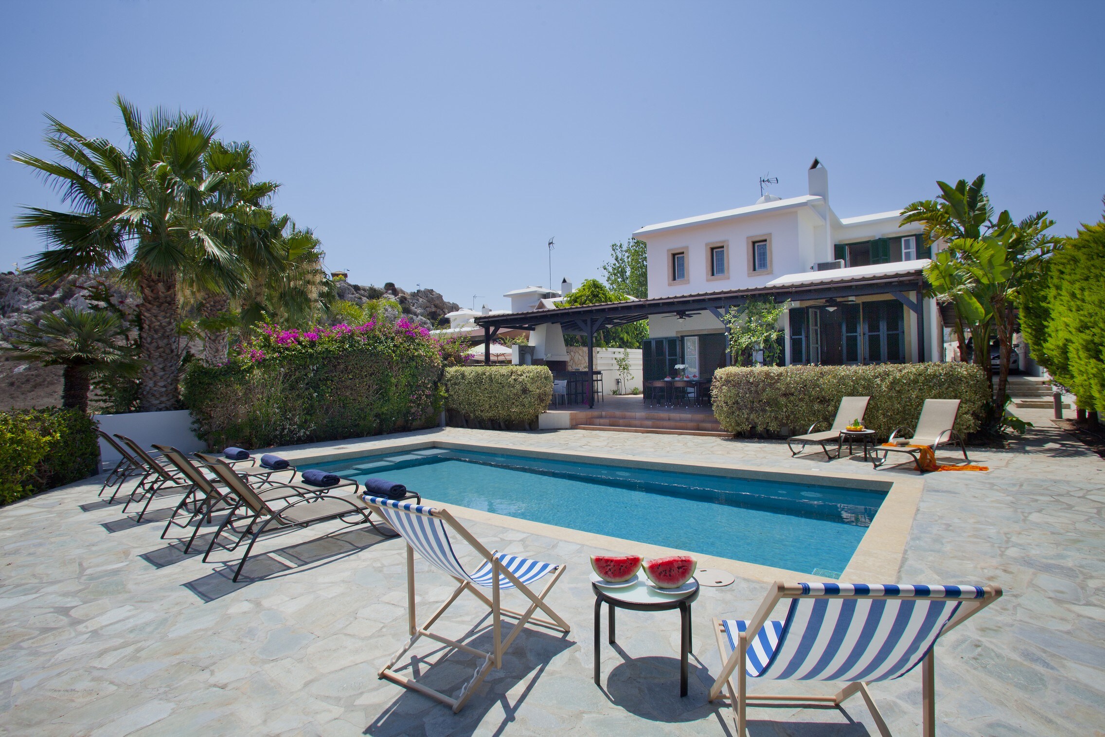 Property Image 1 - Exclusive Sea View Villa with Great Pool and Garden