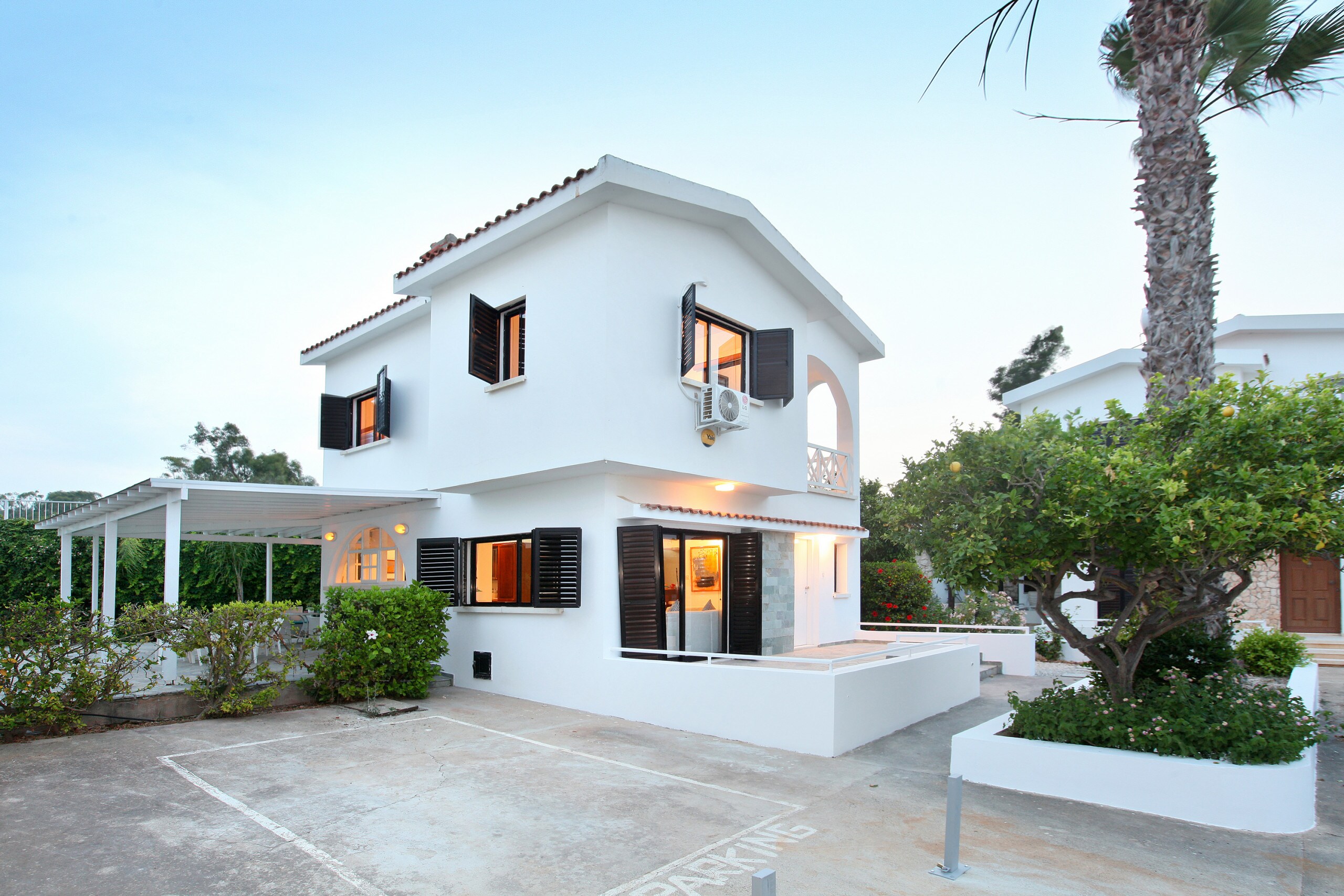 Property Image 1 - Villa with Gorgeous Patio close to White Sand Beaches