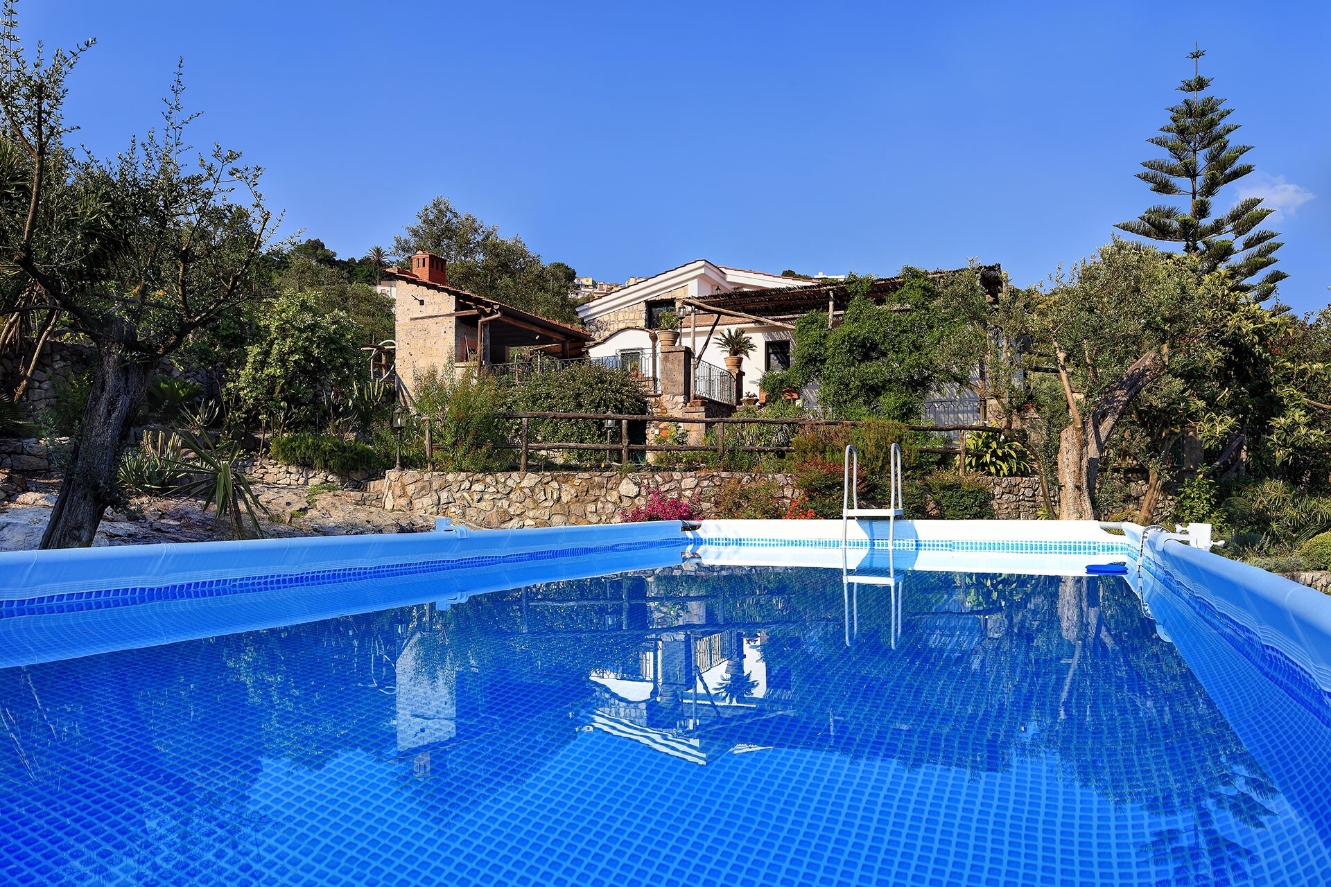 Property Image 2 - Elegant 3 Bedroom Villa with Pool