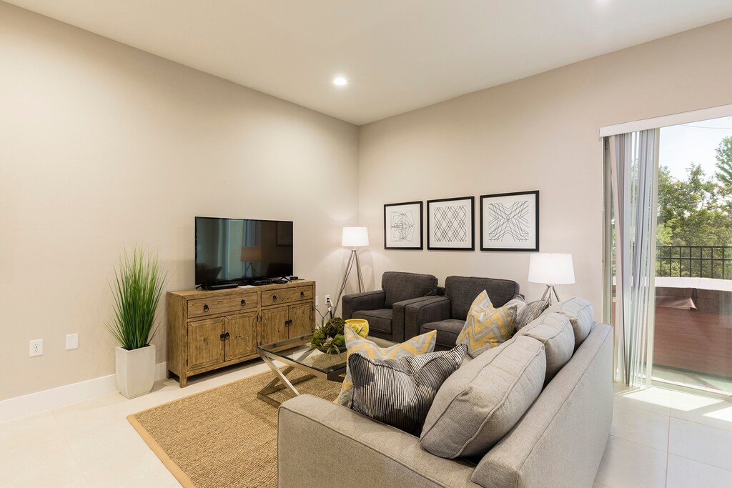 Spacious & Comfortable areas to enjoy with family!