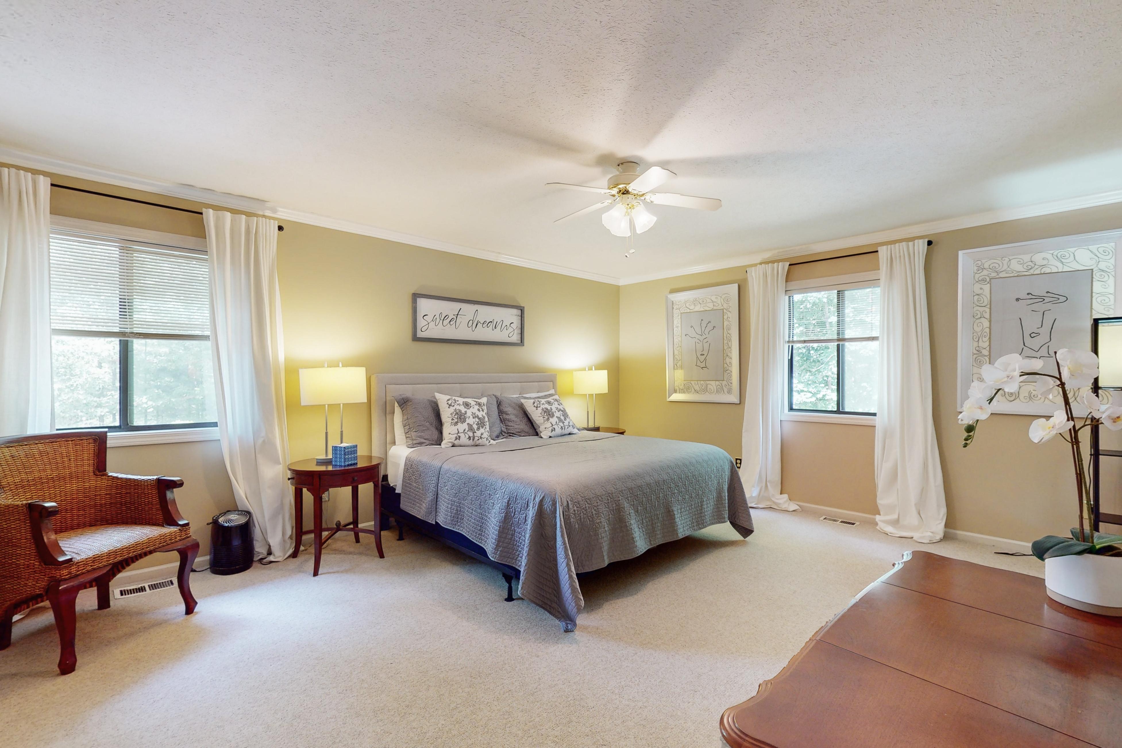 Gorgeous Little River Escape