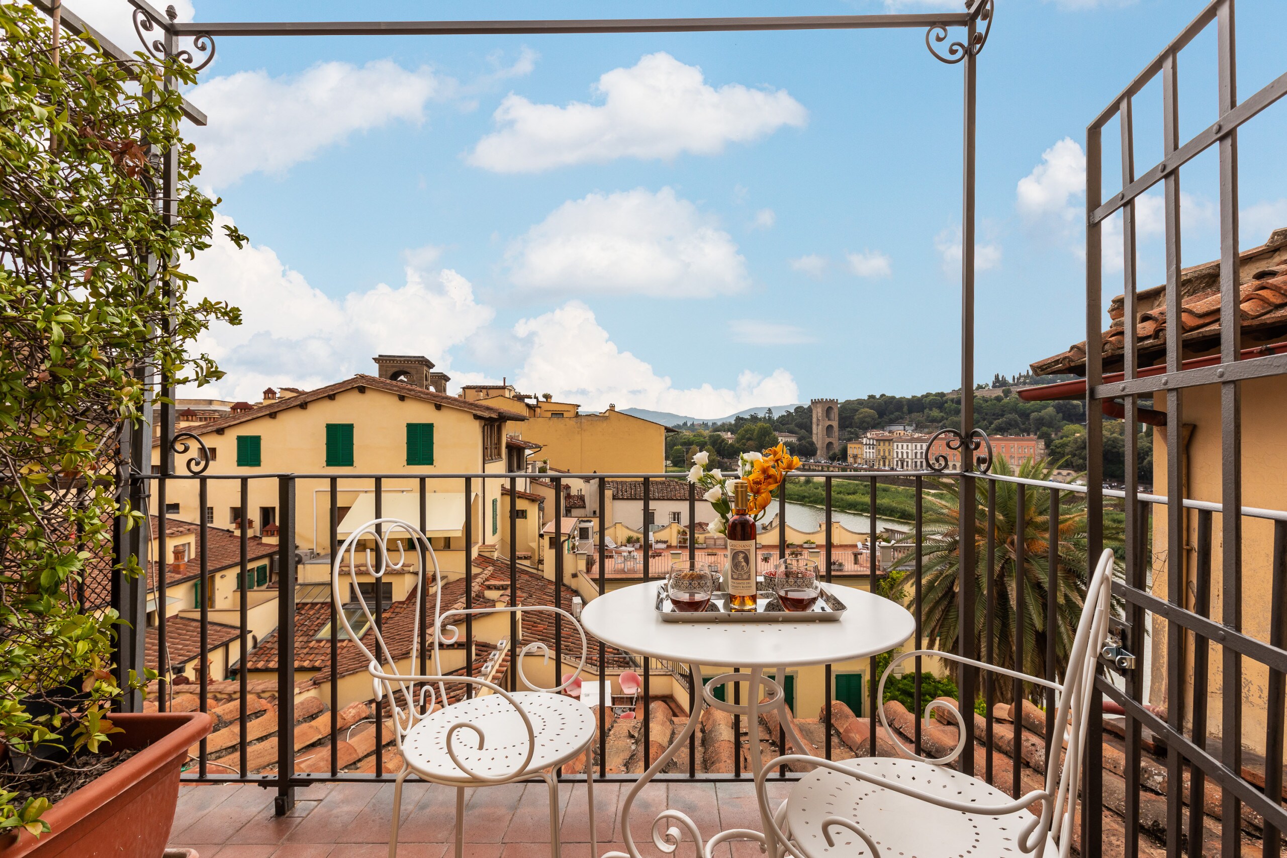 Property Image 2 - Stylish apartment with terrace close to the Uffizi Gallery in the center of Florence
