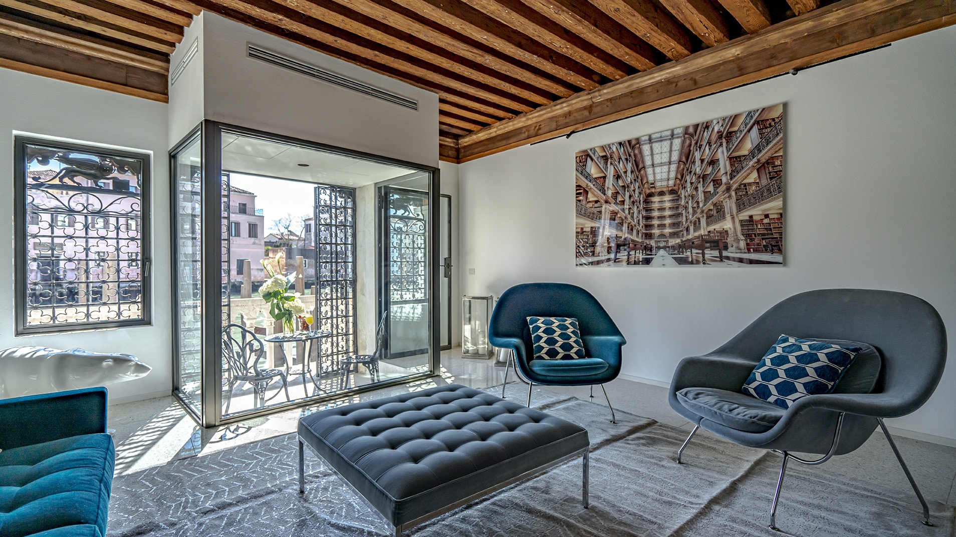 Property Image 1 - Prestigious Grand Canal Apt with  private Terrace on the water in Cannaregio