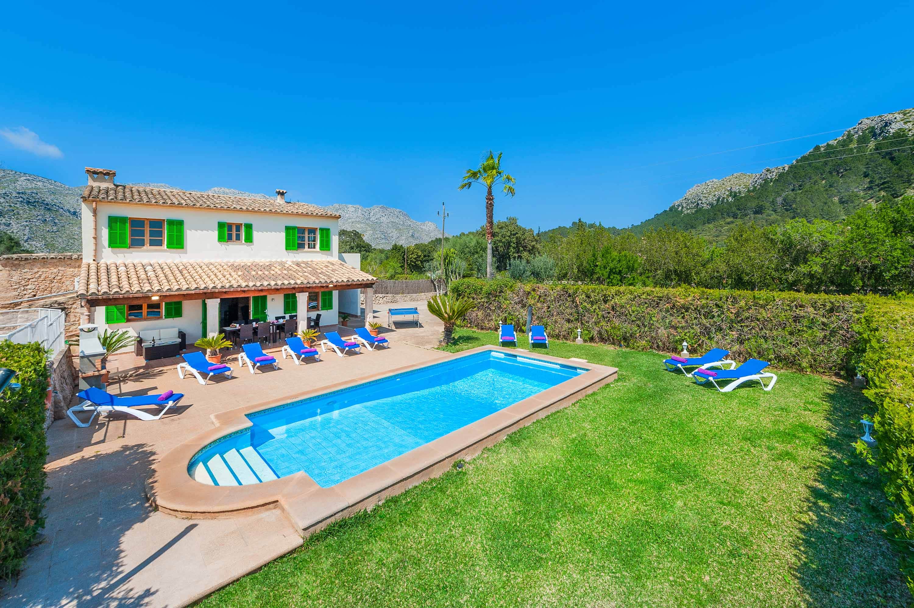 Property Image 2 - Fabulous Large Villa with Shaded Terrace and Pool View