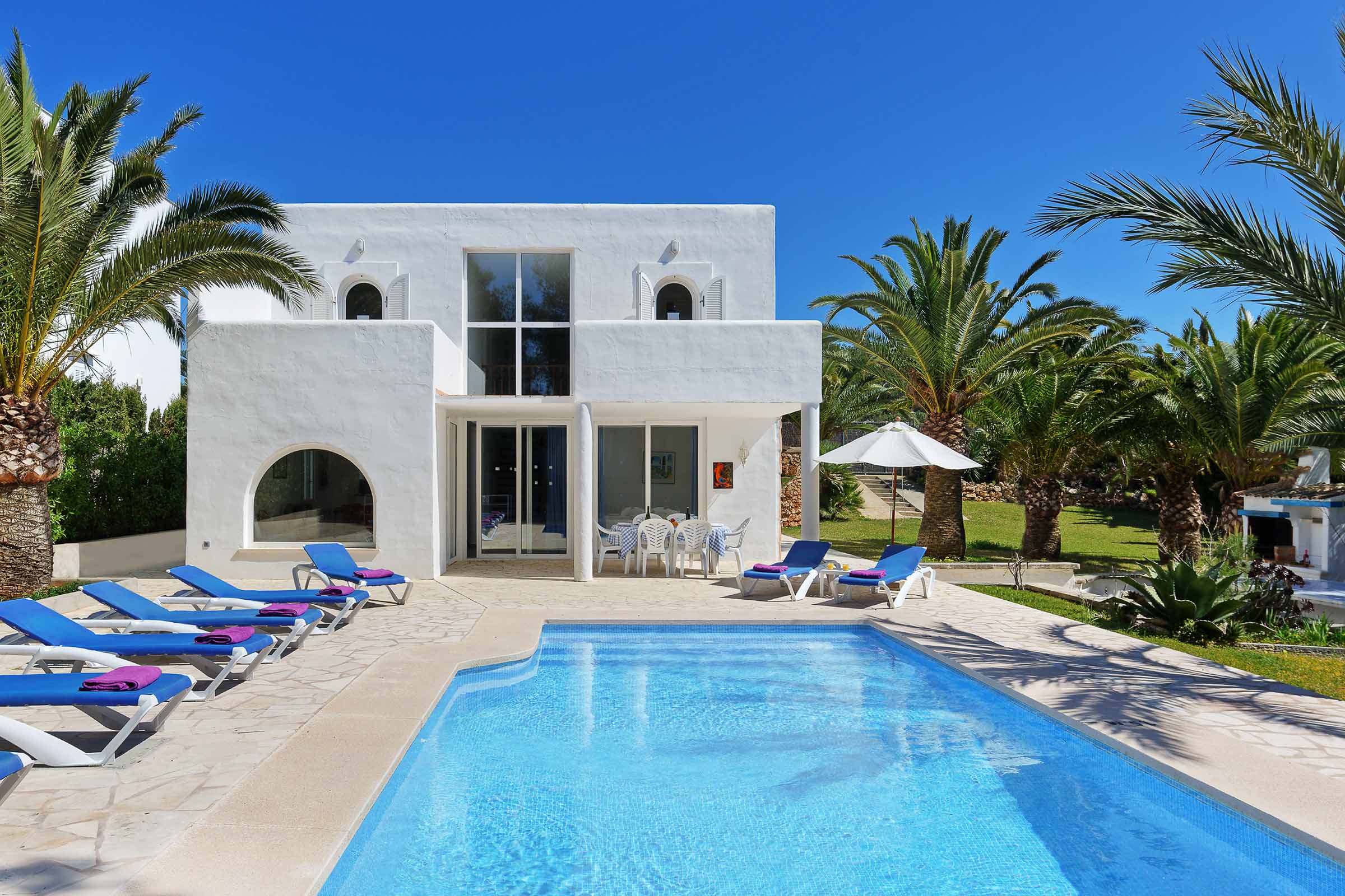 Property Image 1 - Bright White Villa with Private Pool and Garden BBQ