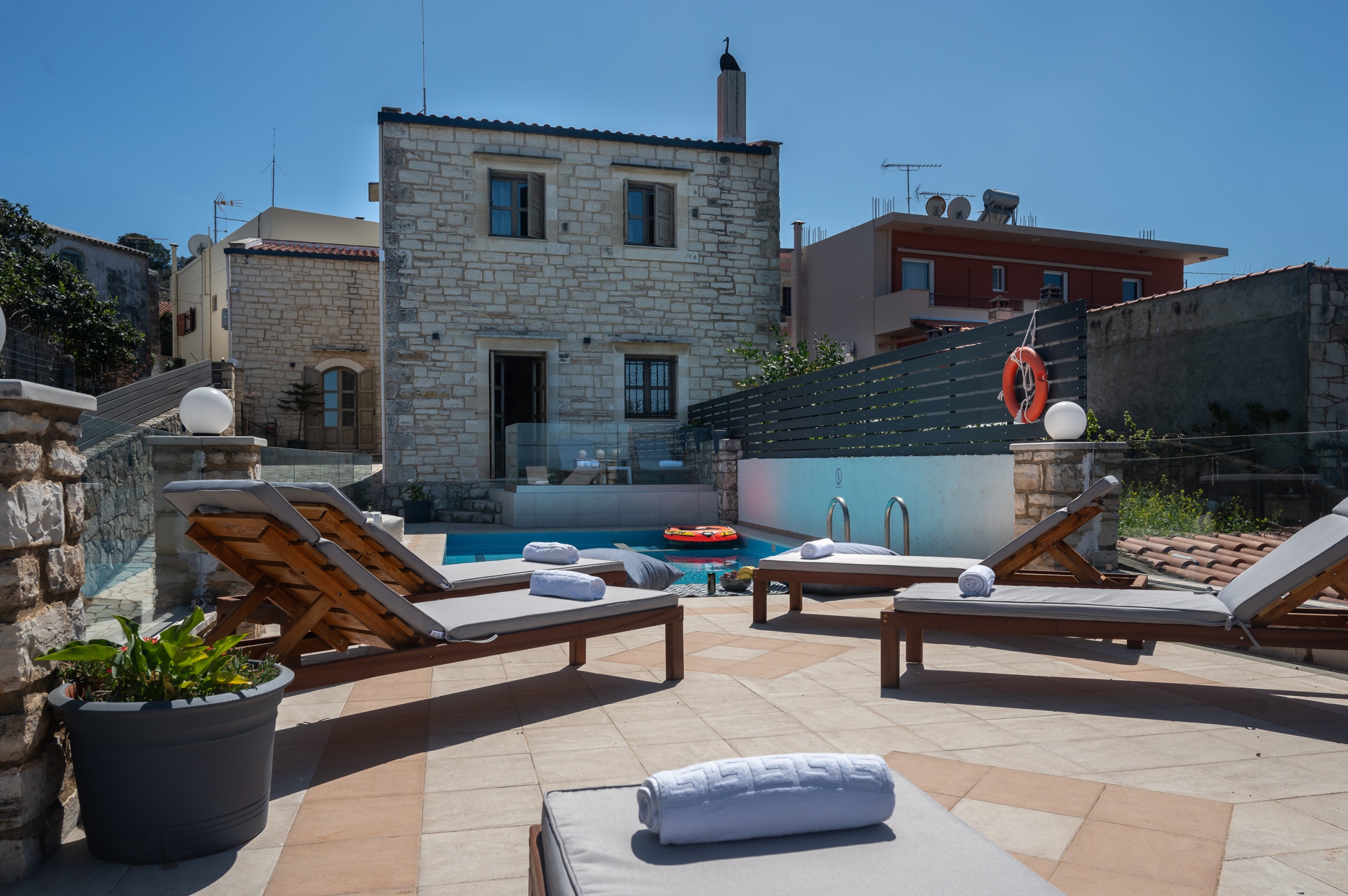 Sunbathe area of Renovated Villa, 12 persons, Kids pool, Picturesque village, Rethymno