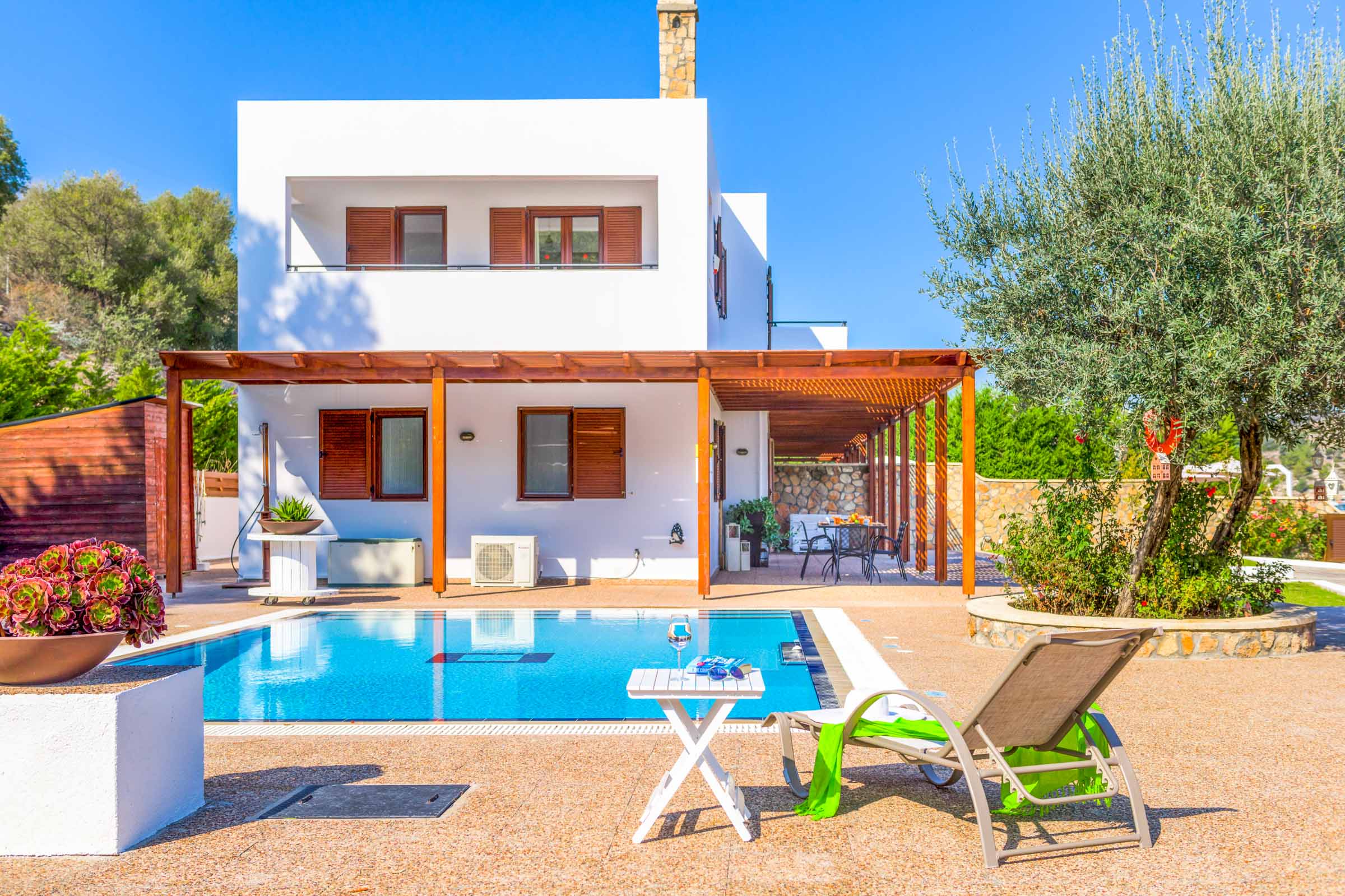 Property Image 1 - Holiday Greek Villa with a Stunning View of the Sea