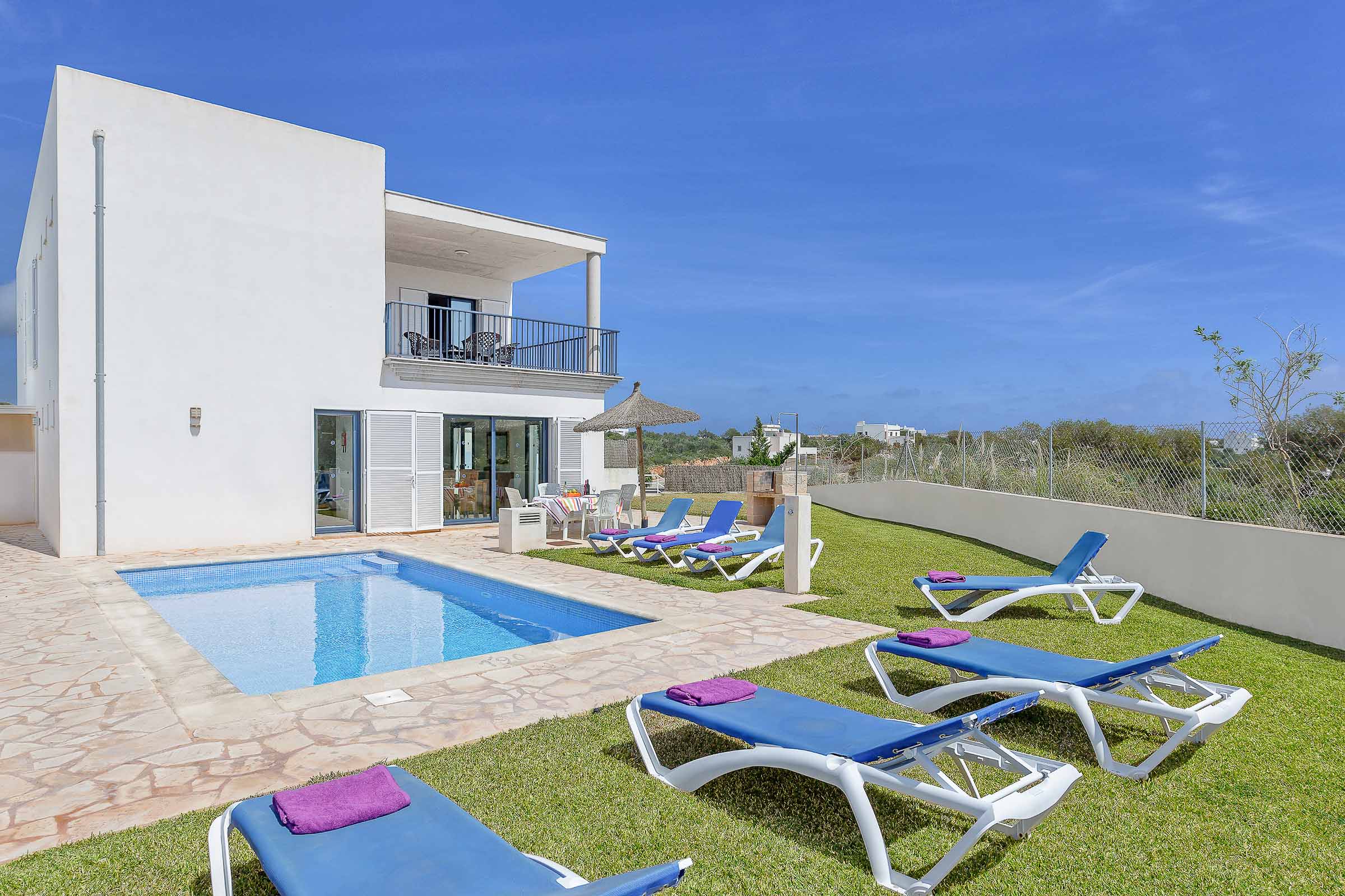 Property Image 1 - Comfortable Lovely Villa with Private Pool and Views