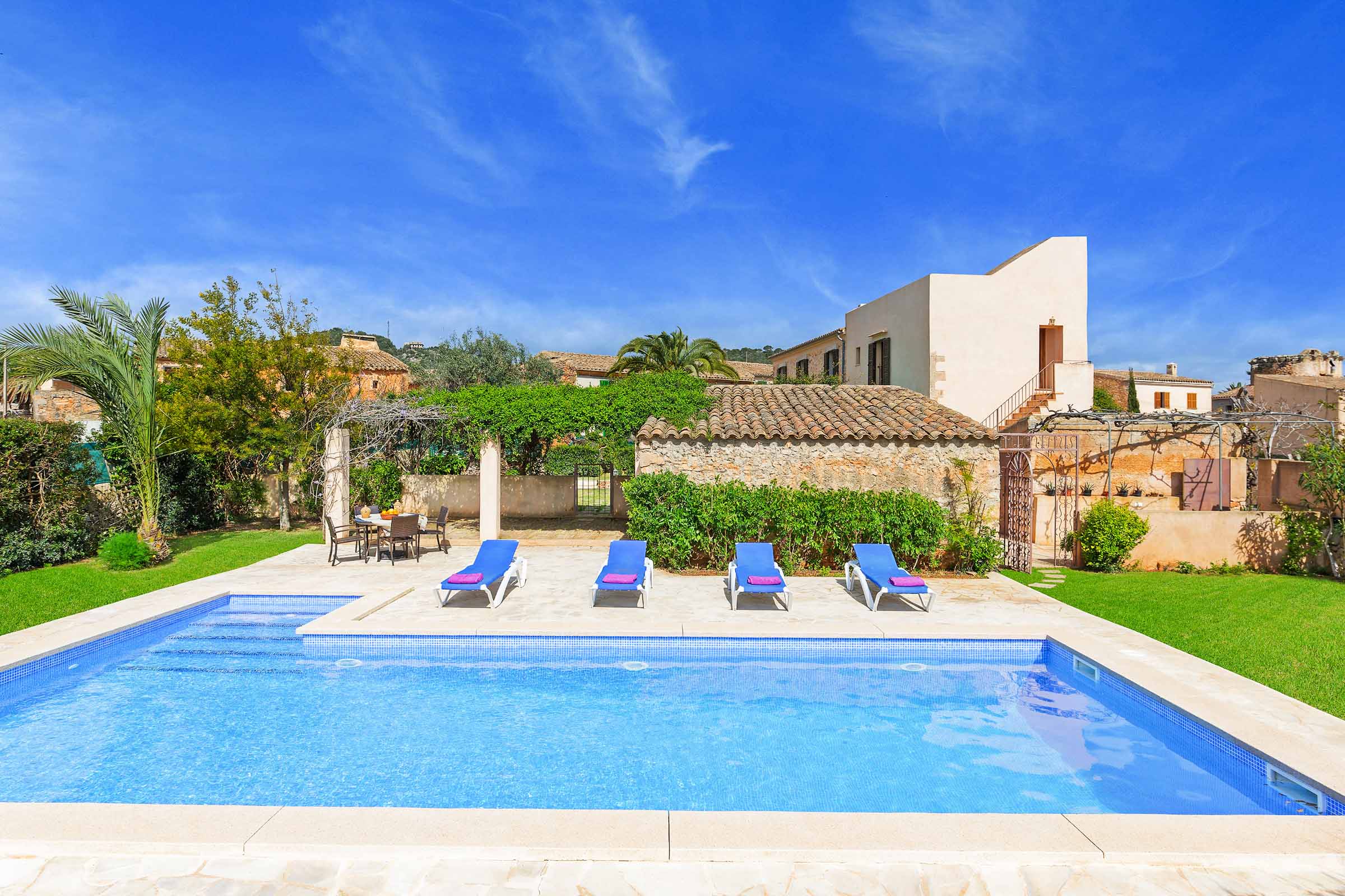 Property Image 1 - Idyllic Spanish Villa near the Beaches and Town Center