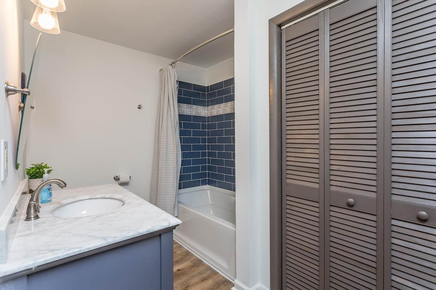 Epic Mtn Getaway | Log Cabin w/HotTub Near Slopes