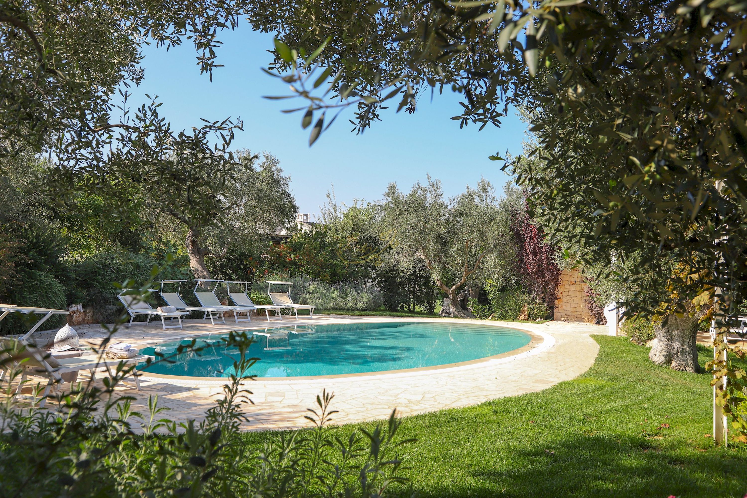 Property Image 1 - TD Il Vecchio Fienile Outdoor Kitchen with Pool View