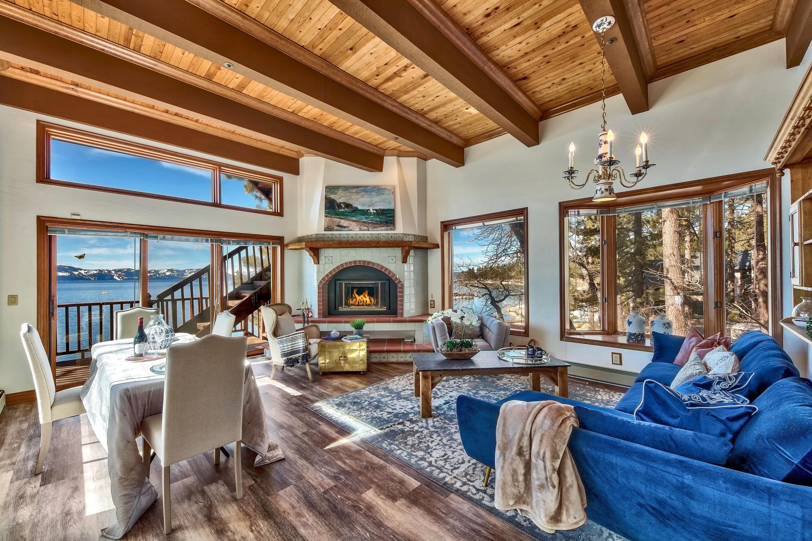 Lakefront Lake Tahoe with Hot Tub and Pool Table Lakefront Lake Tahoe with Hot Tub and Pool Table