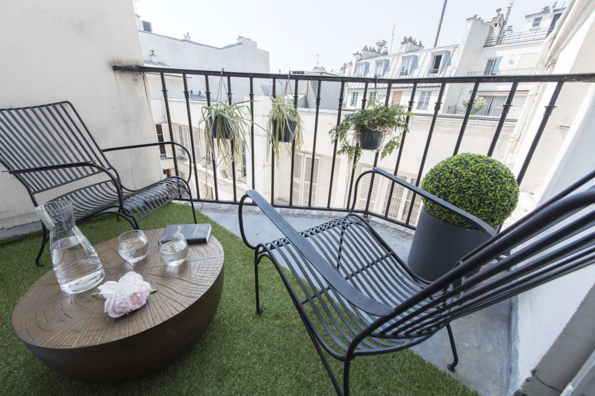 Property Image 2 - Lovely Chic Apartment next to Opera Garnier and Louvre
