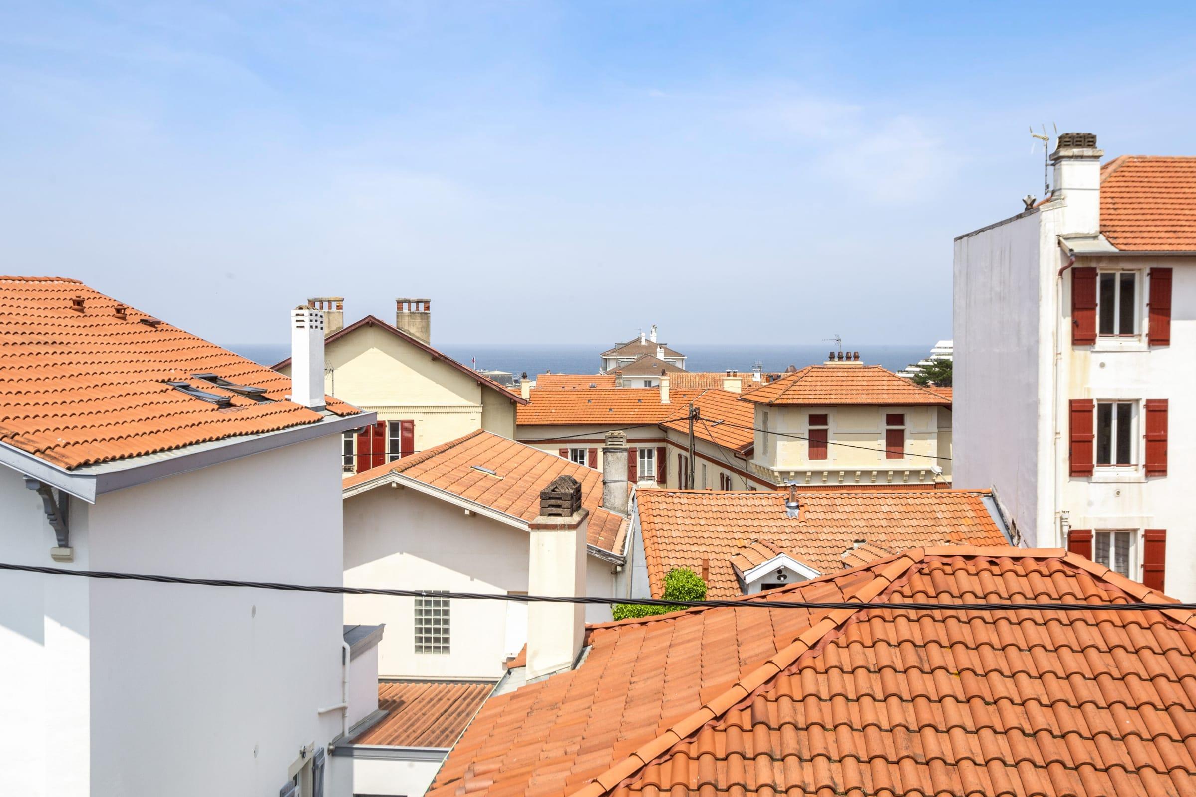 Property Image 2 - Charming 1 bedroom flat with sea view in the heart of Biarritz Property Image 2 - Charming 1 bedroom flat with sea view in the heart of Biarritz
