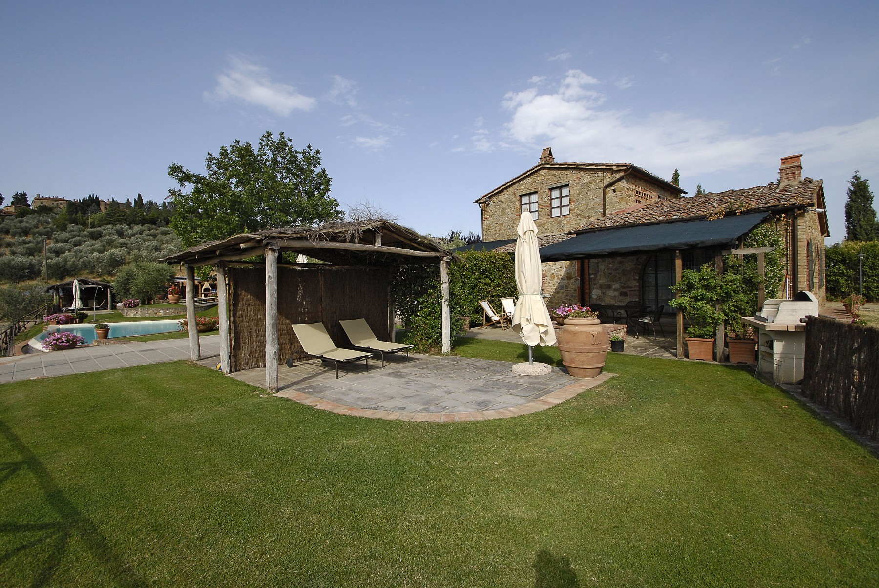 Amazing Tuscany Villa with Nice View and Infinity Pool