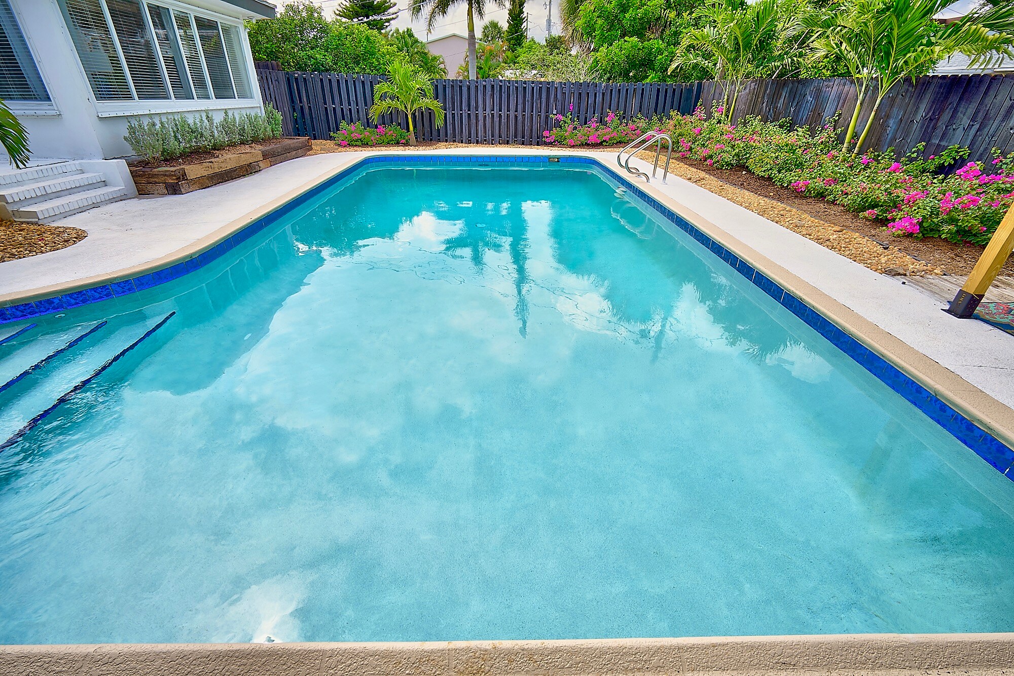 Property Image 1 - Santorini Pool House Wilton Manors Walk to the Dr.