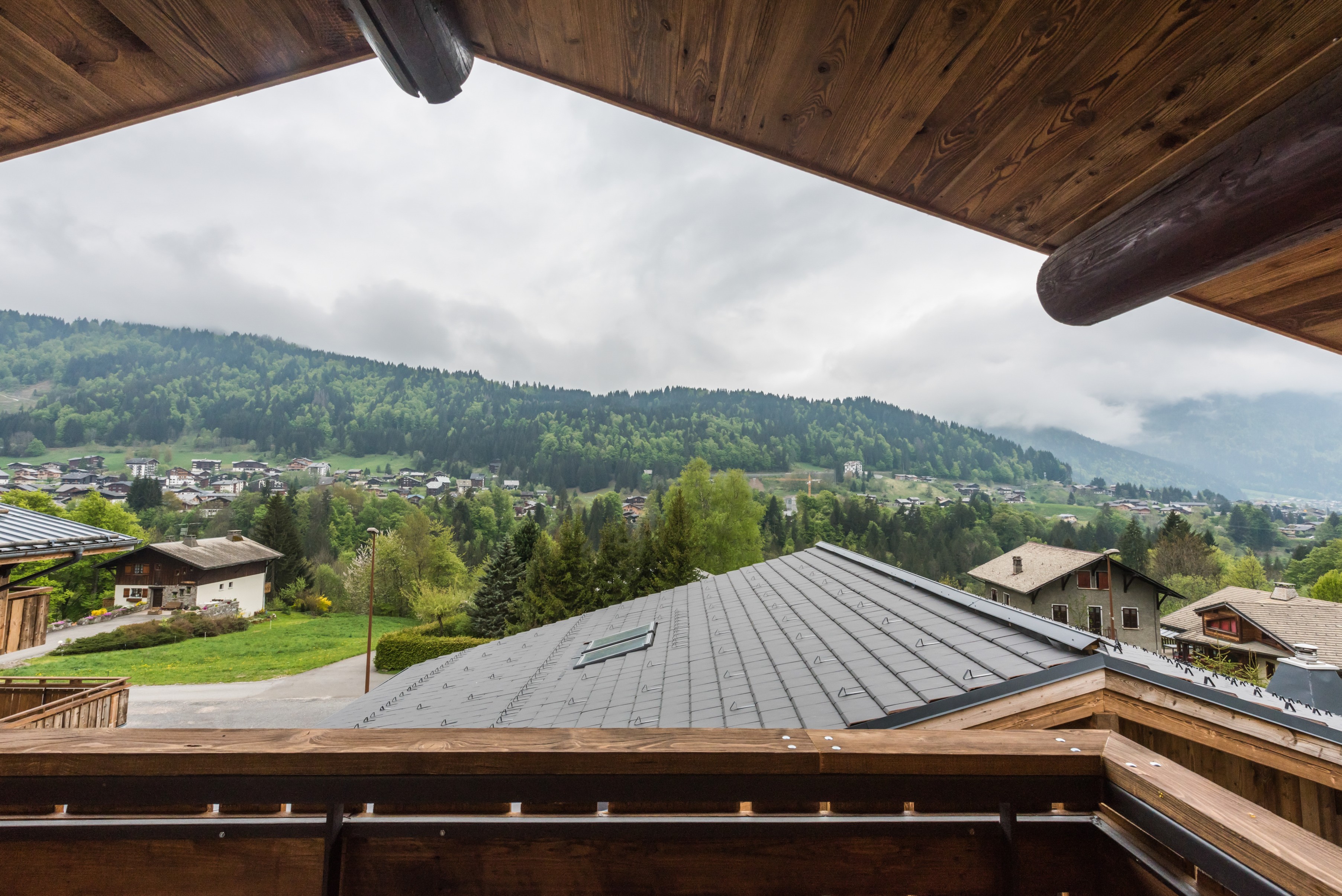 Property Image 2 - Cozy Sunny Hideaway near the Slopes with Mountain View