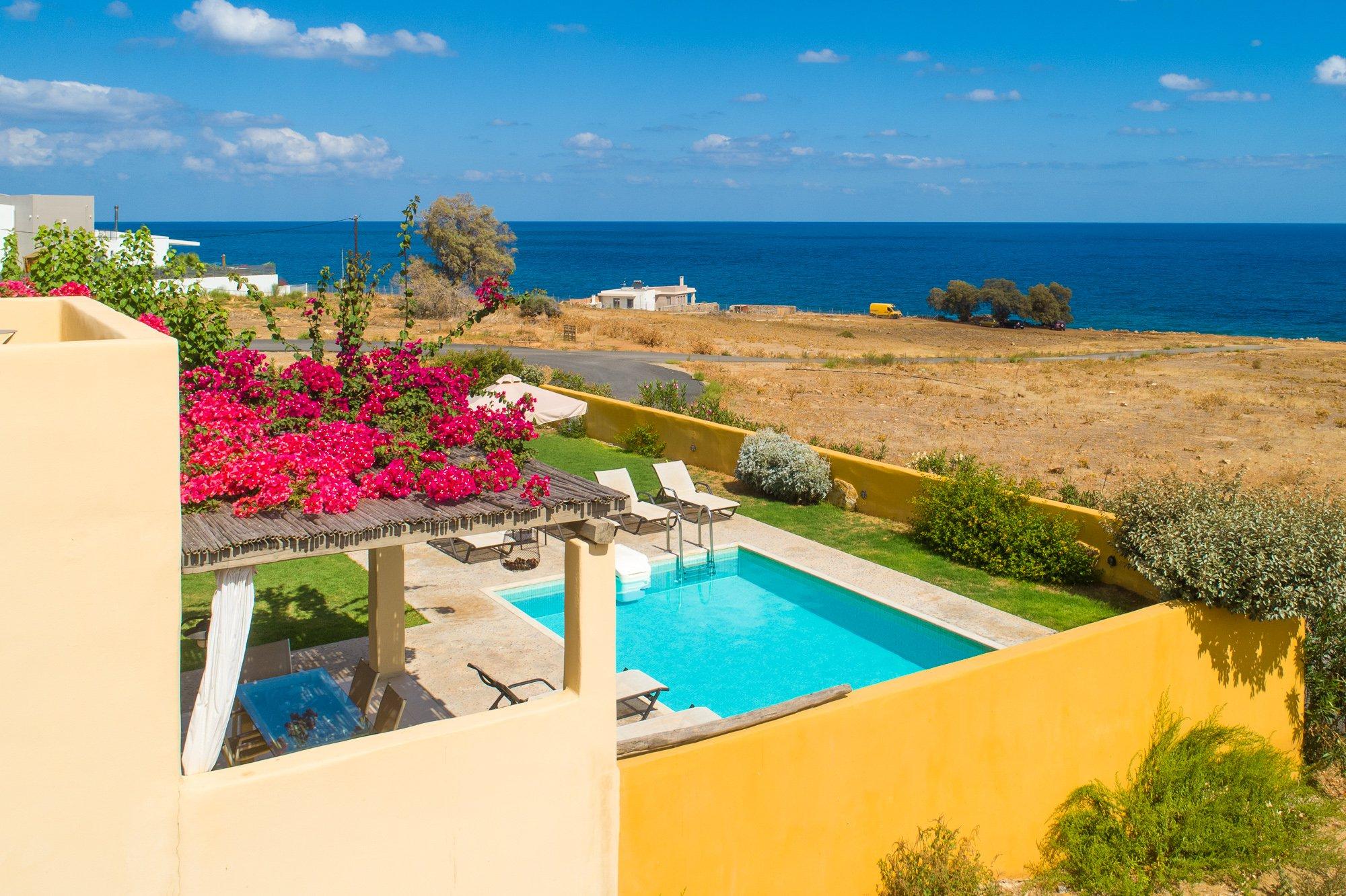 Property Image 2 - Charming Radiant Villa with Private Sea Views Pool