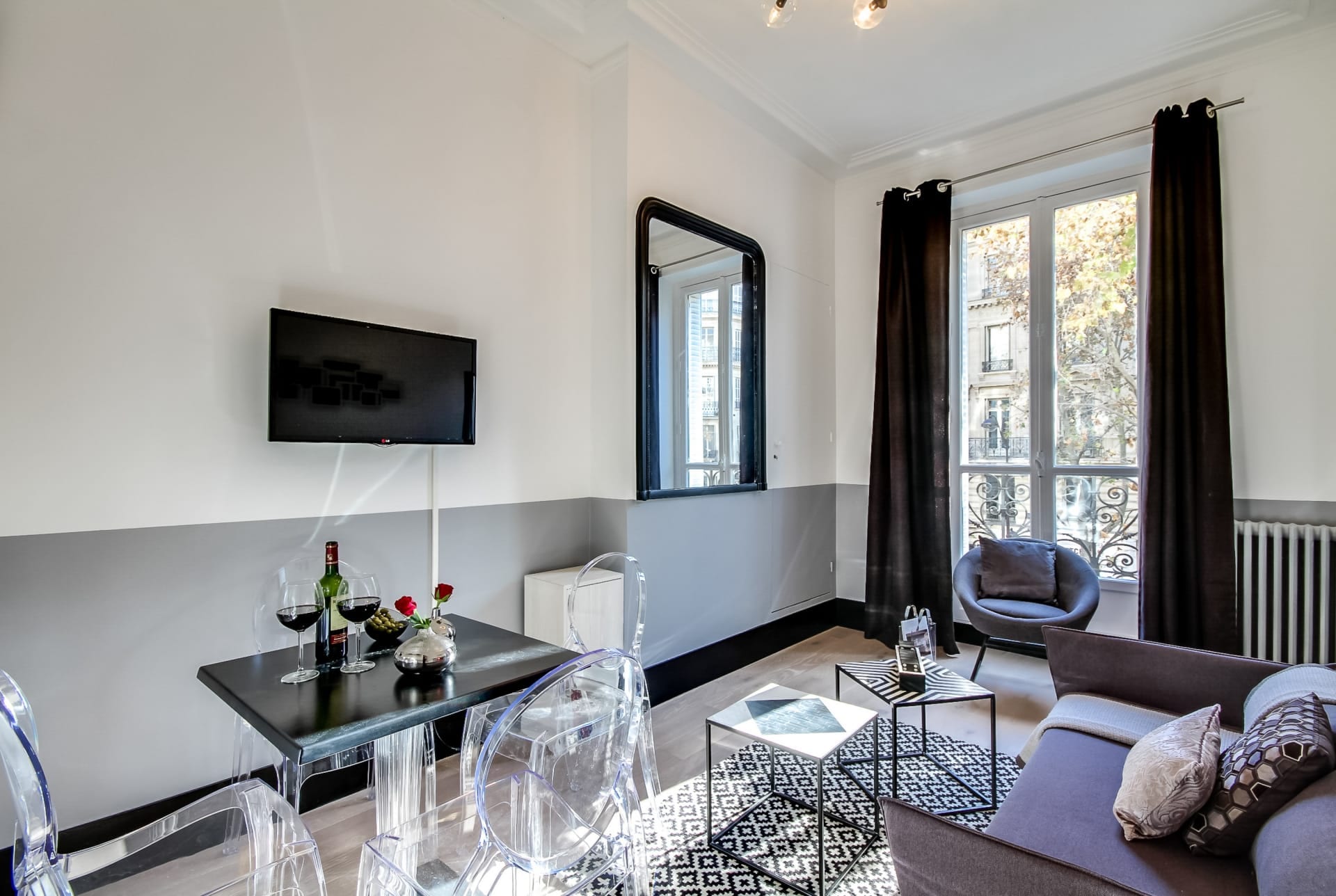Property Image 1 - Sophisticated one bedroom in Saint Germain