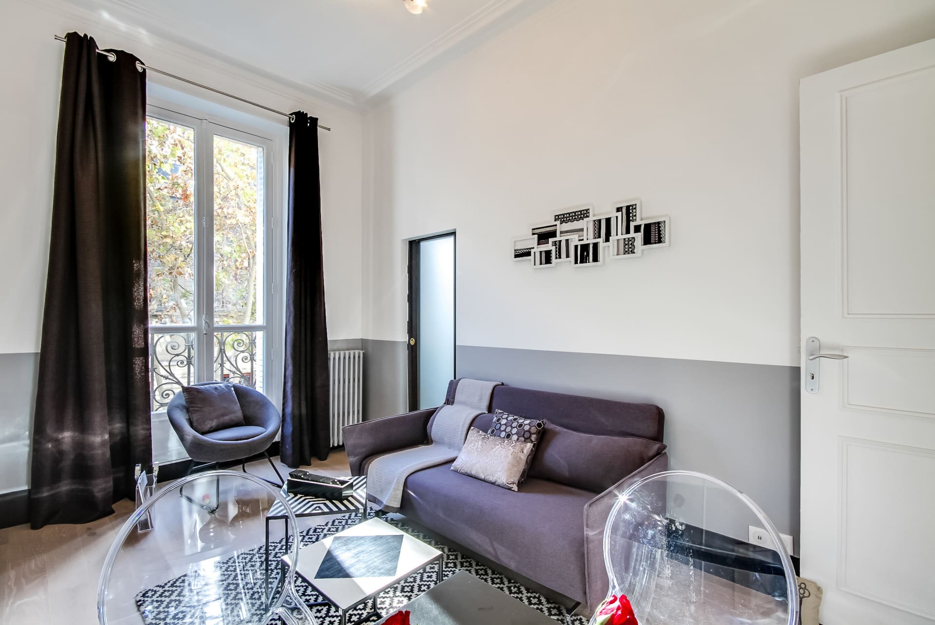 Property Image 2 - Sophisticated one bedroom in Saint Germain