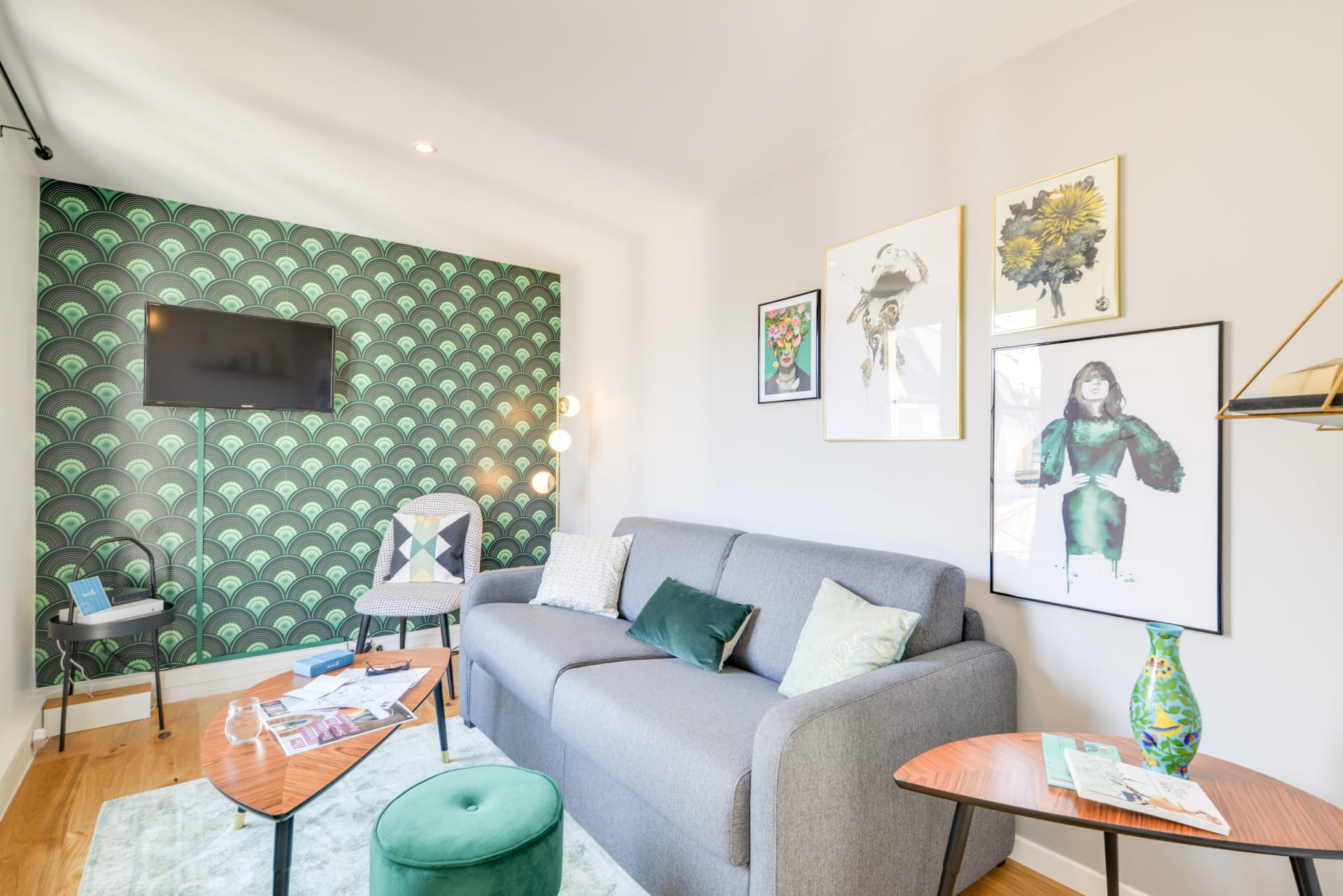 Property Image 1 - 1-bedroom Vacation Apartment is a hidden gem in Paris�s sophisticated Saint Lazare district