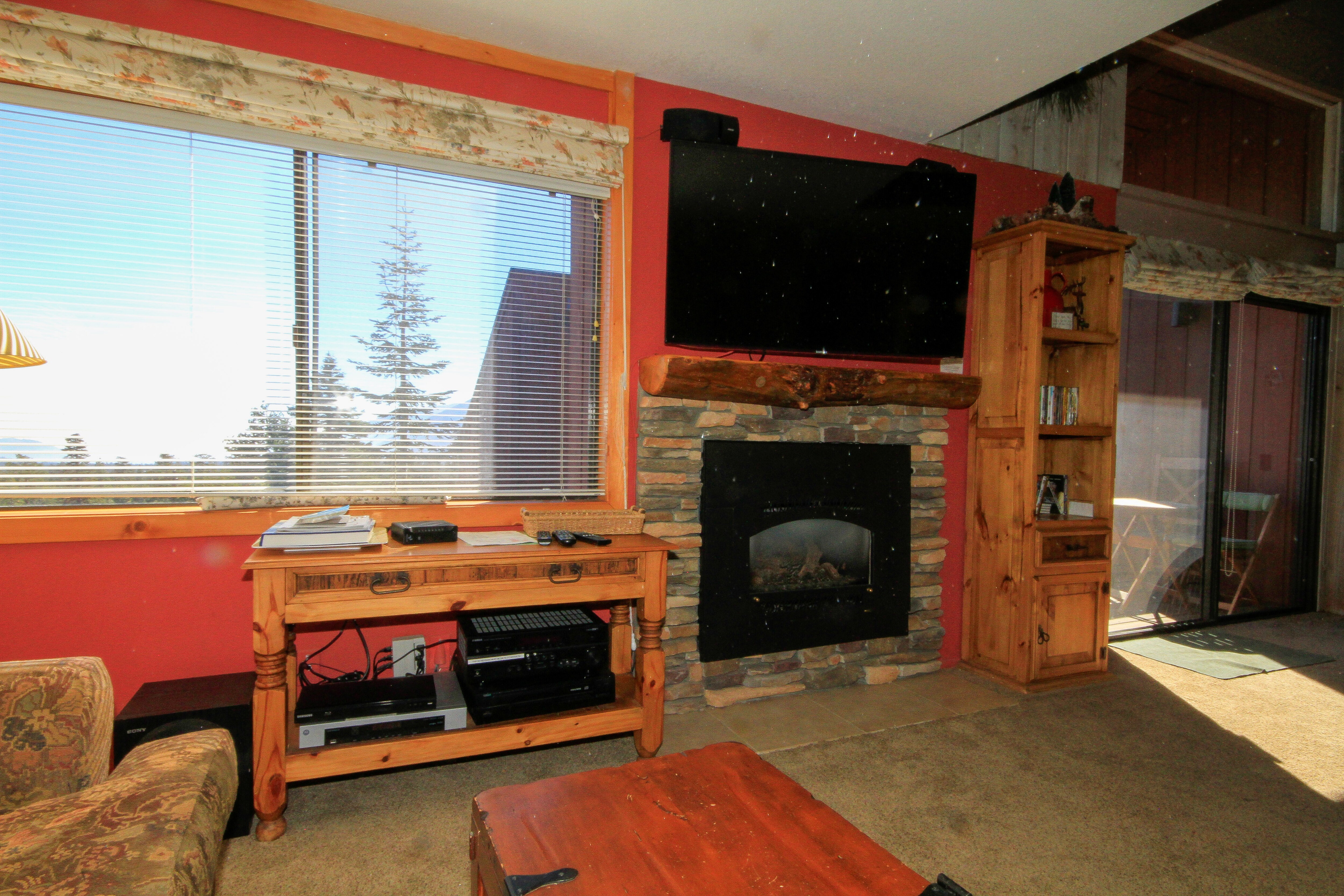Property Image 2 - Traditional 2 Bedroom condo in Mammoth Lakes #64