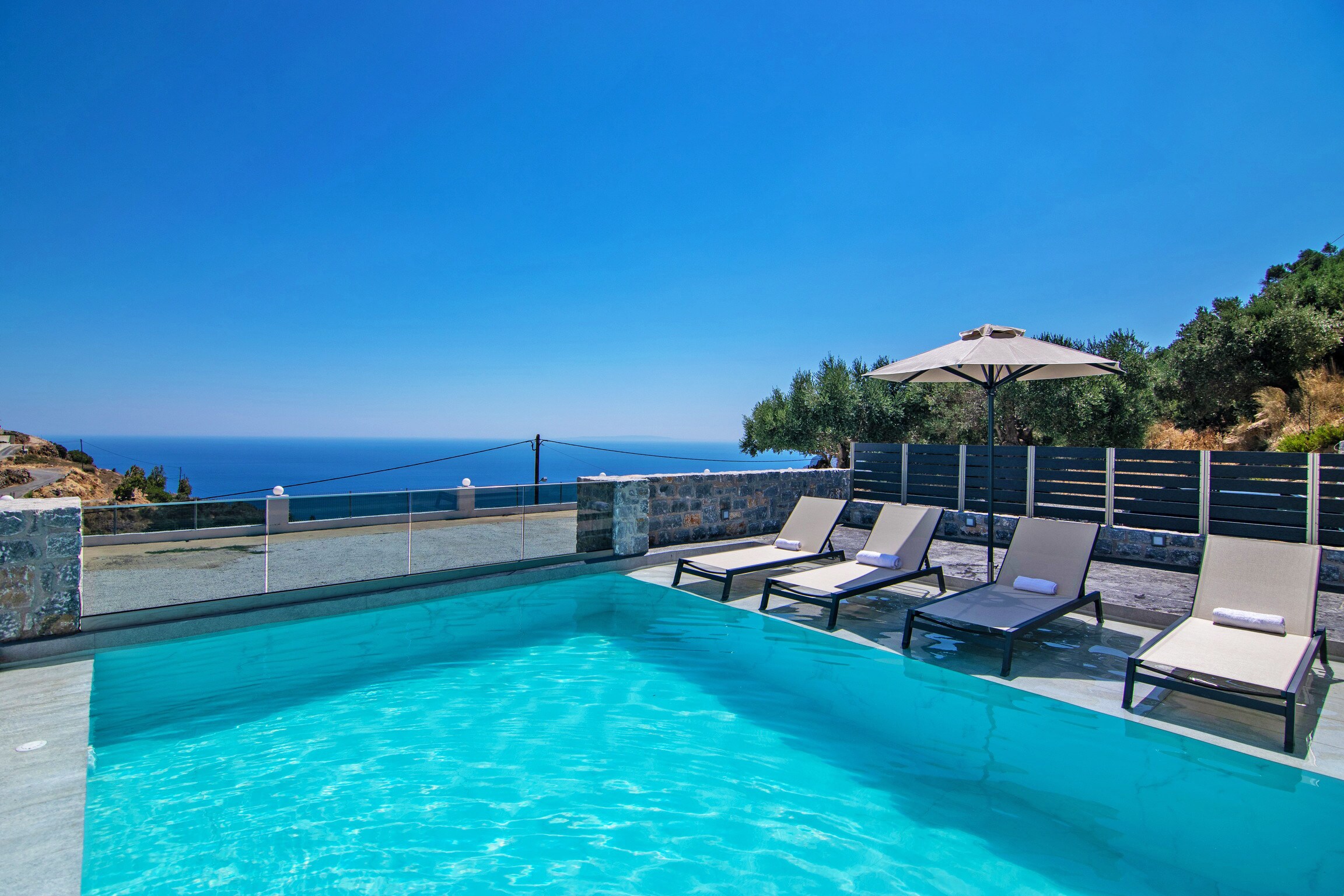 Swimming pool of Spectacular Sea View Villa,Near Taverns & Sandy Beaches