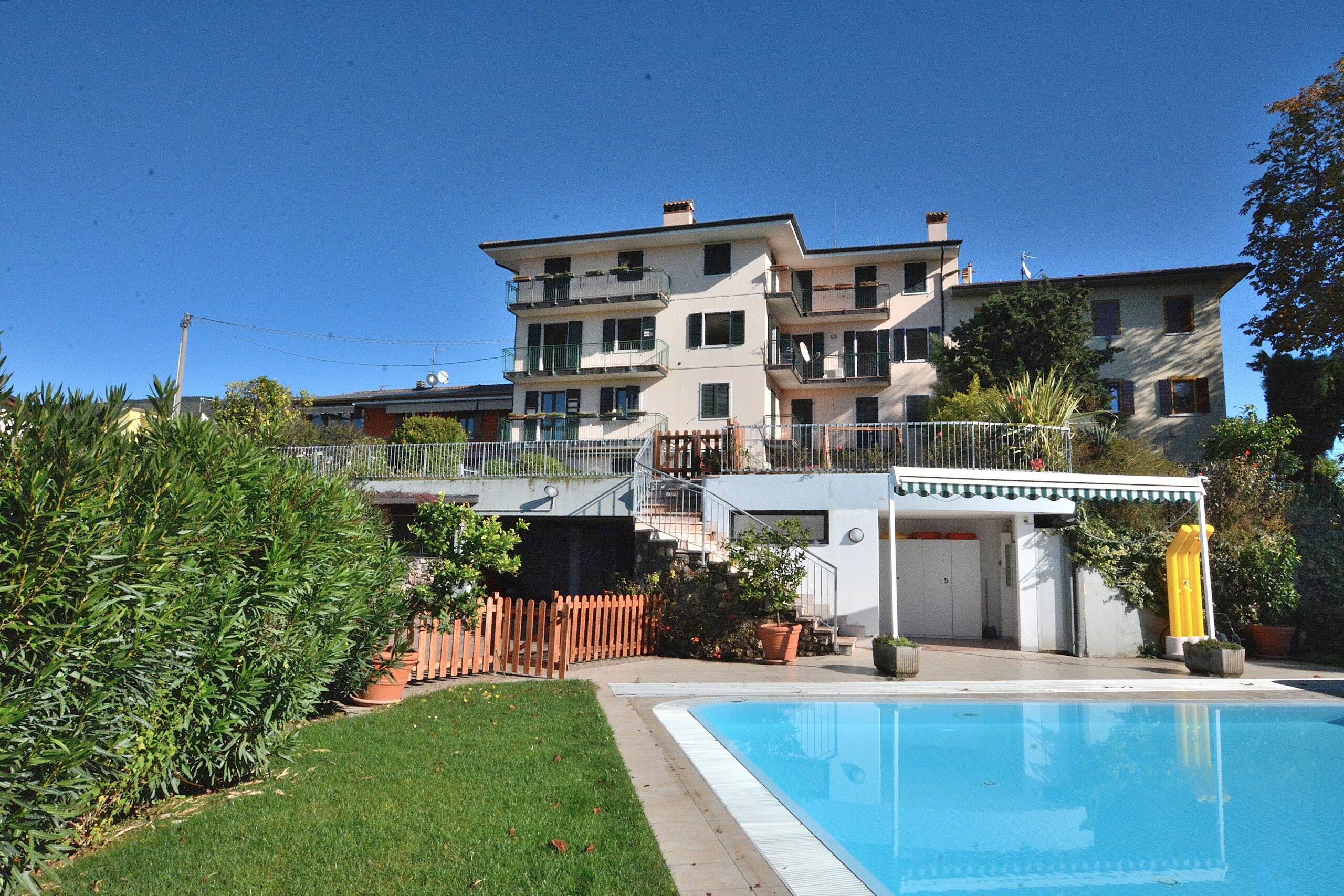 Property Image 2 - Enchanting Residence with Views of the Bay of Garda