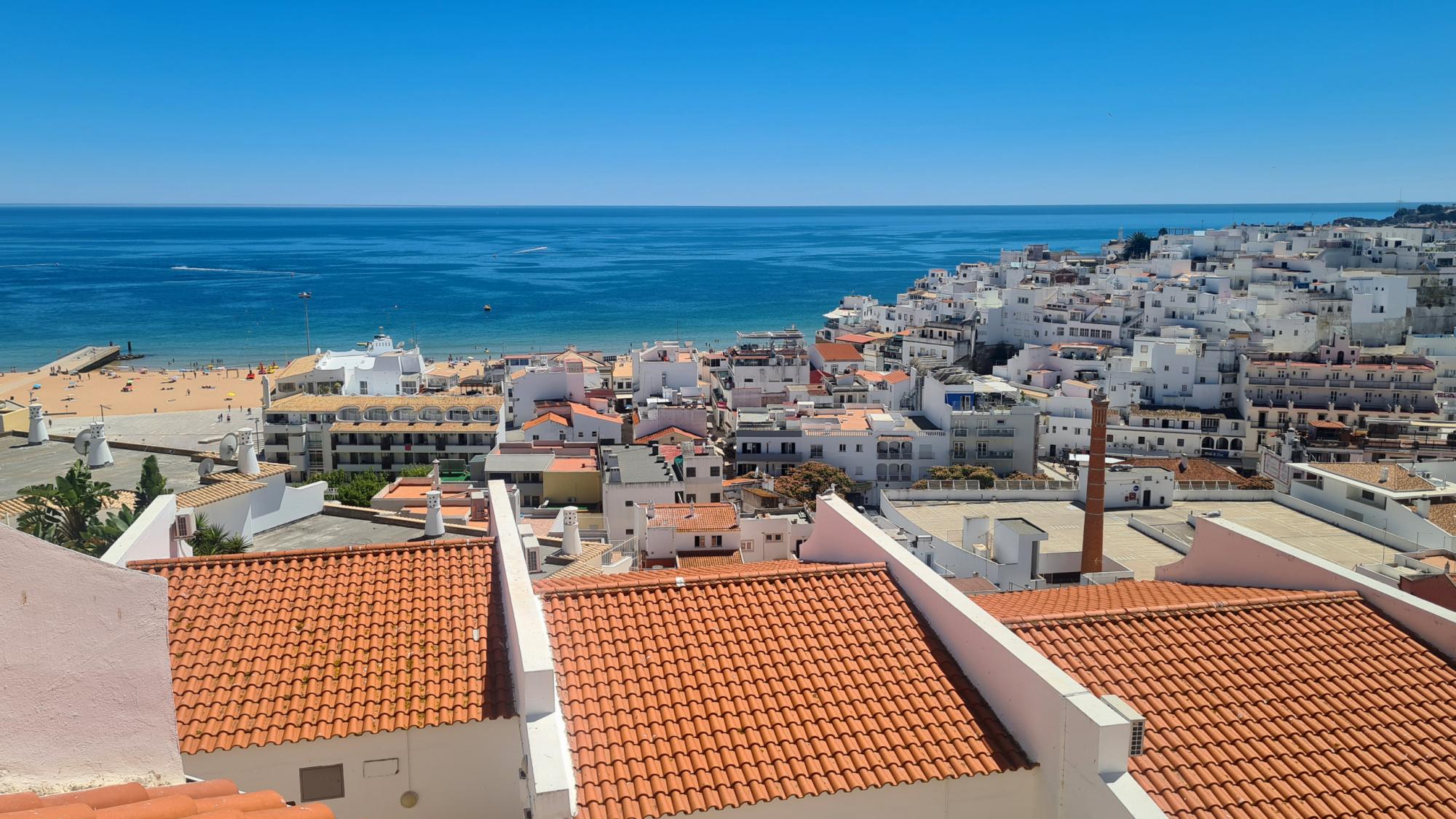 Property Image 1 - Albufeira  Sea and old town view  32 