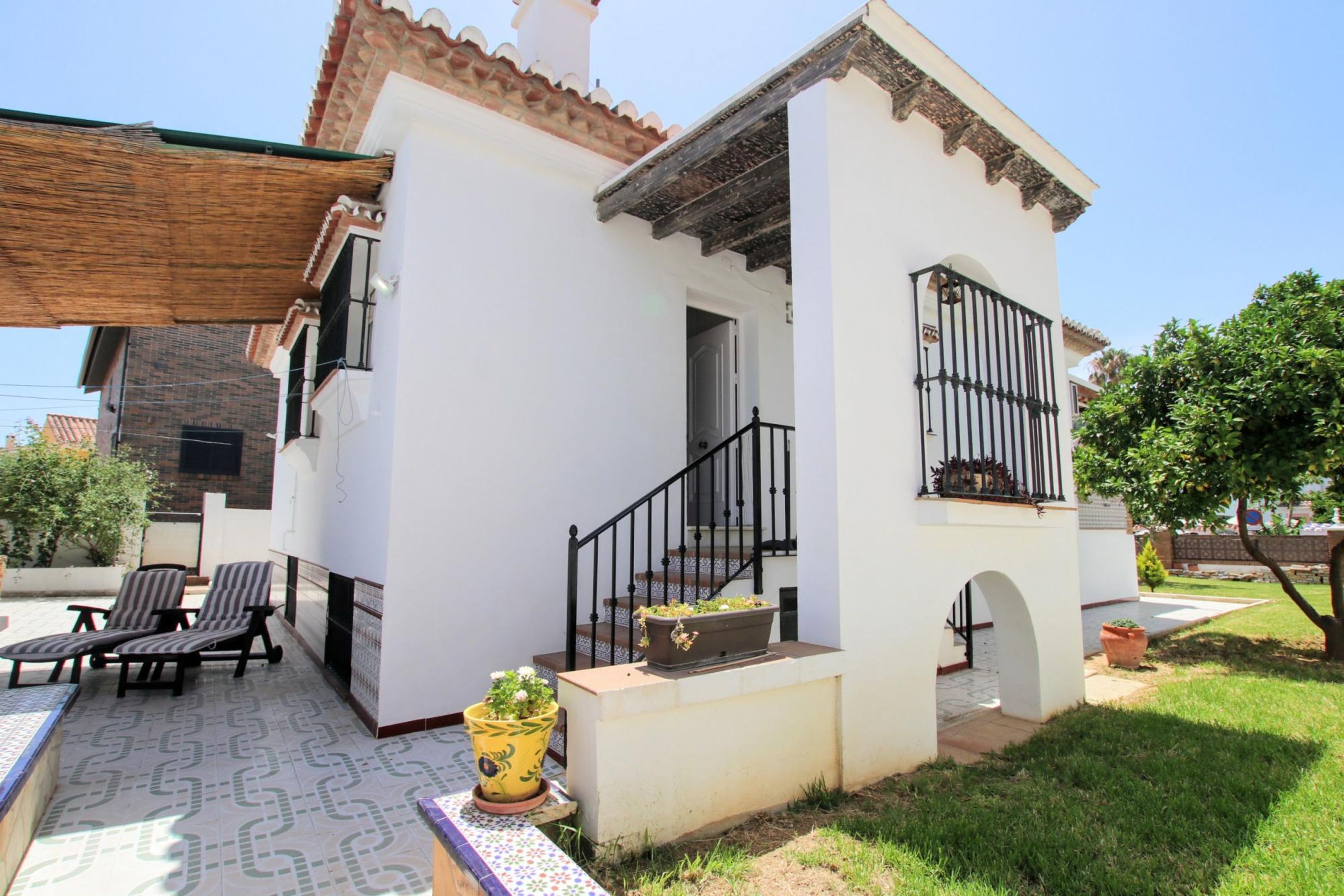 Property Image 2 - Cozy Family Villa in Retamar near to Torremolinos Beach
